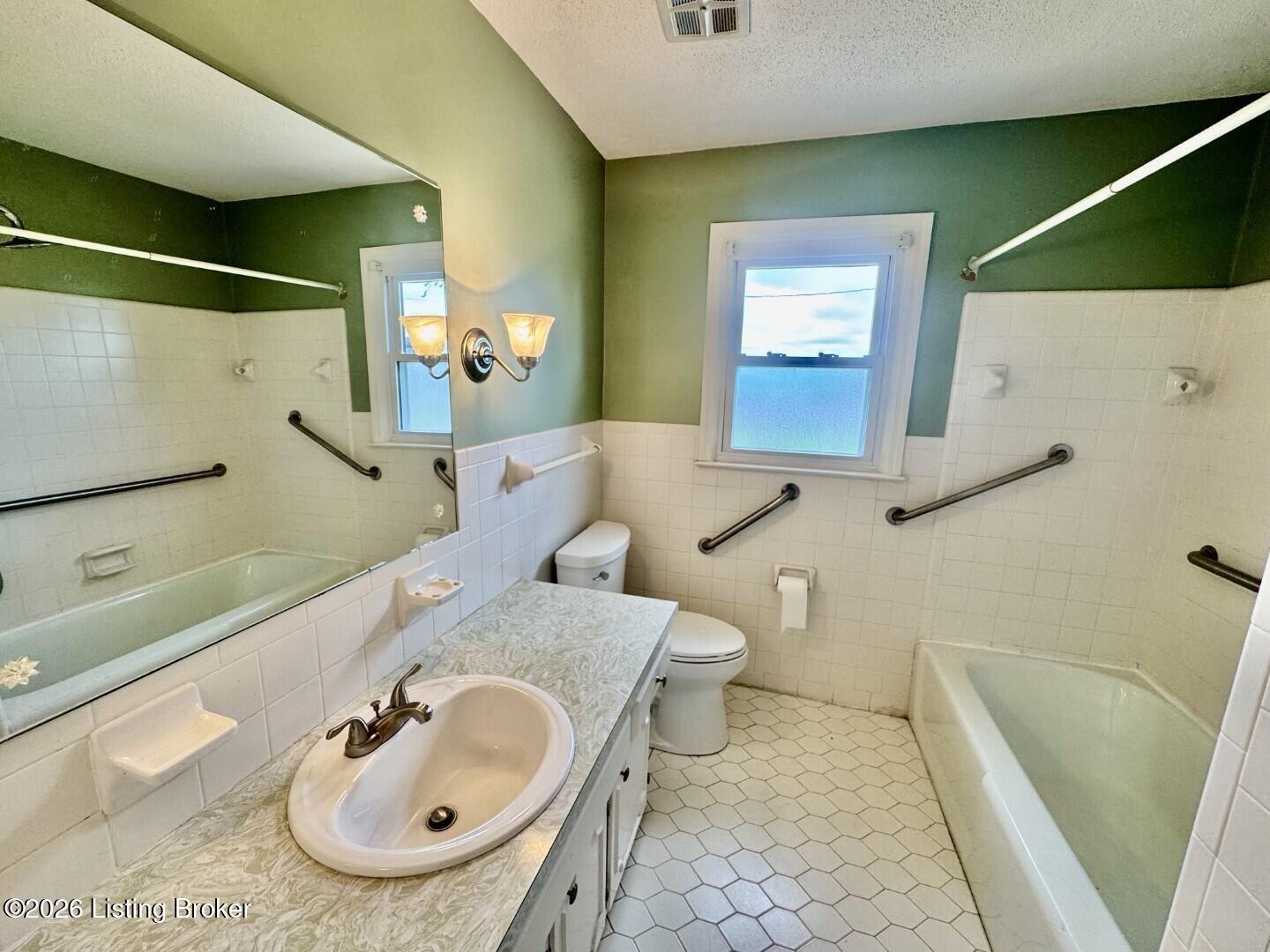 3282 Mackville Rd Property Photo 22