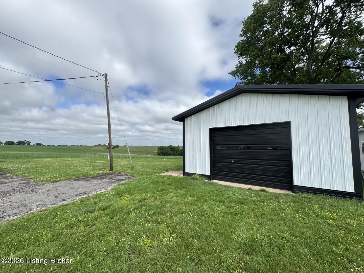 3282 Mackville Rd Property Photo 27