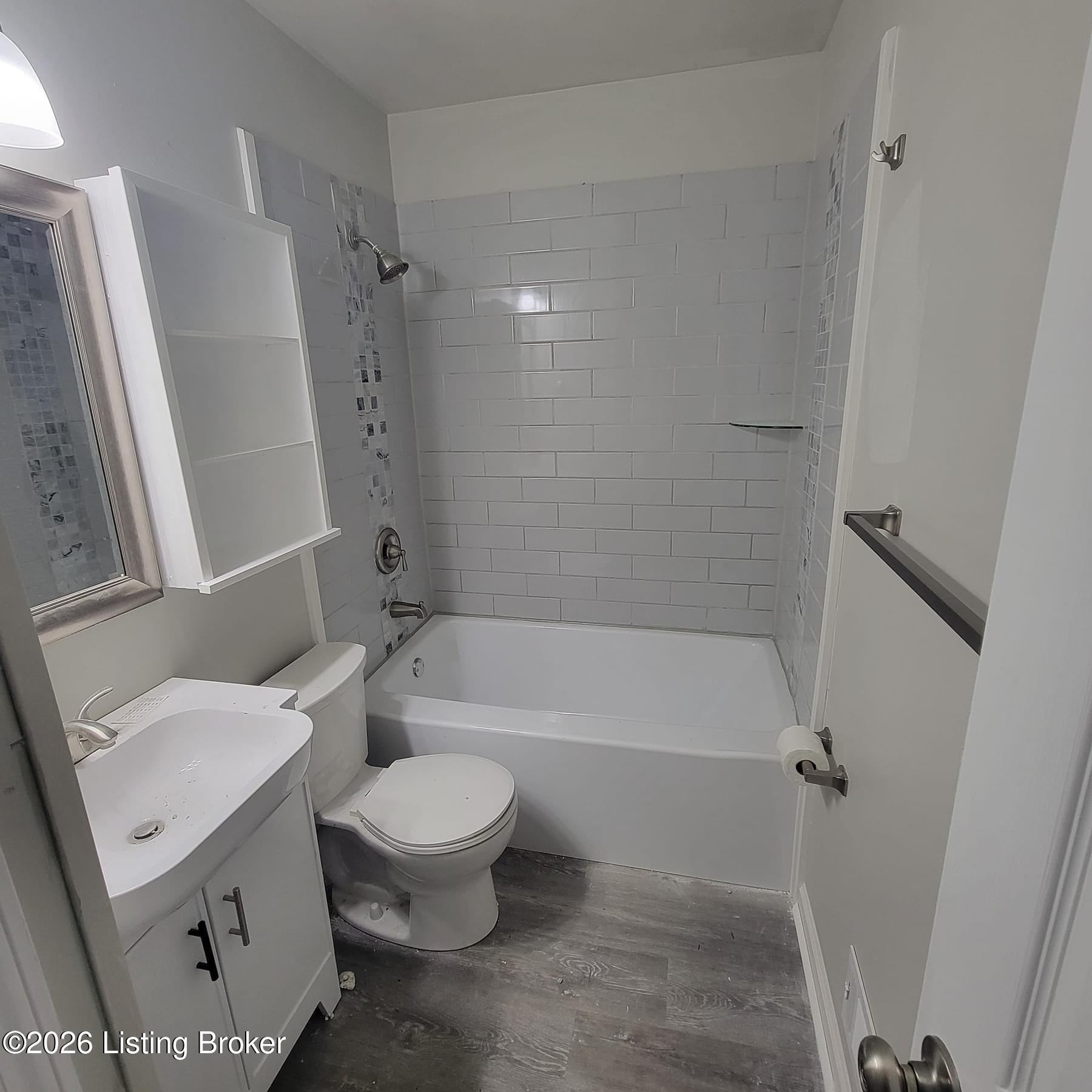 6004 Noah Dr Property Photo 8