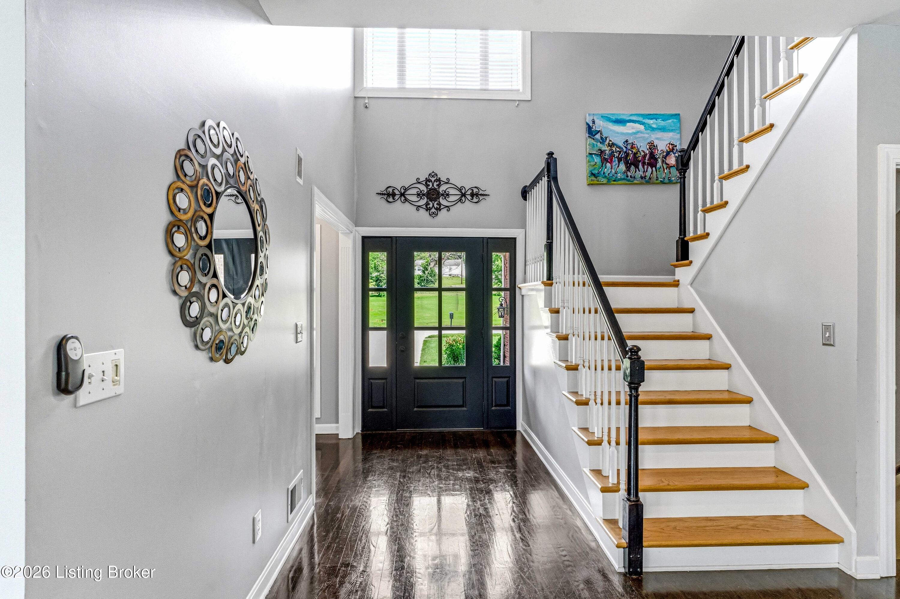 209 Champions Way Property Photo 8