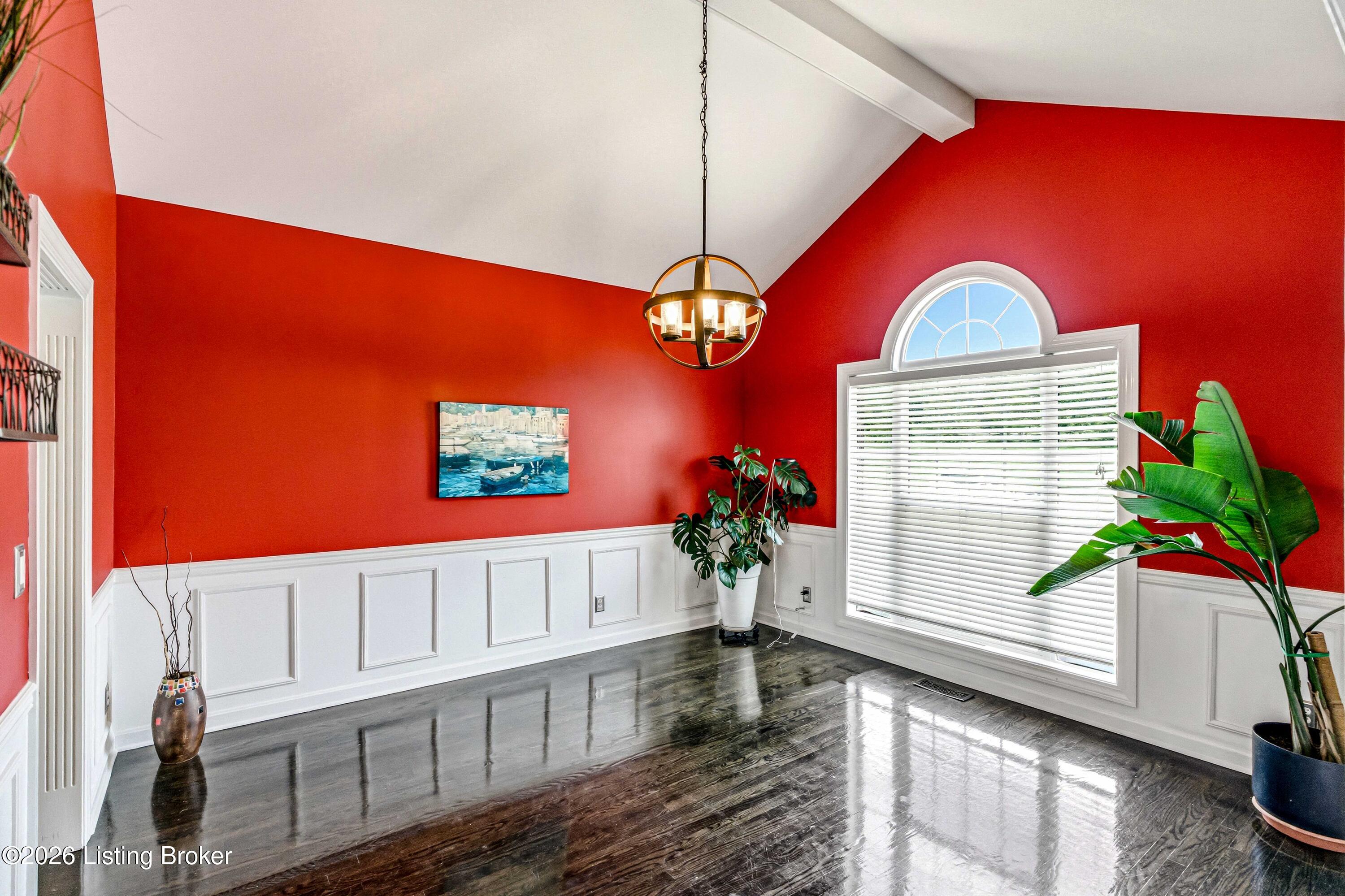 209 Champions Way Property Photo 13