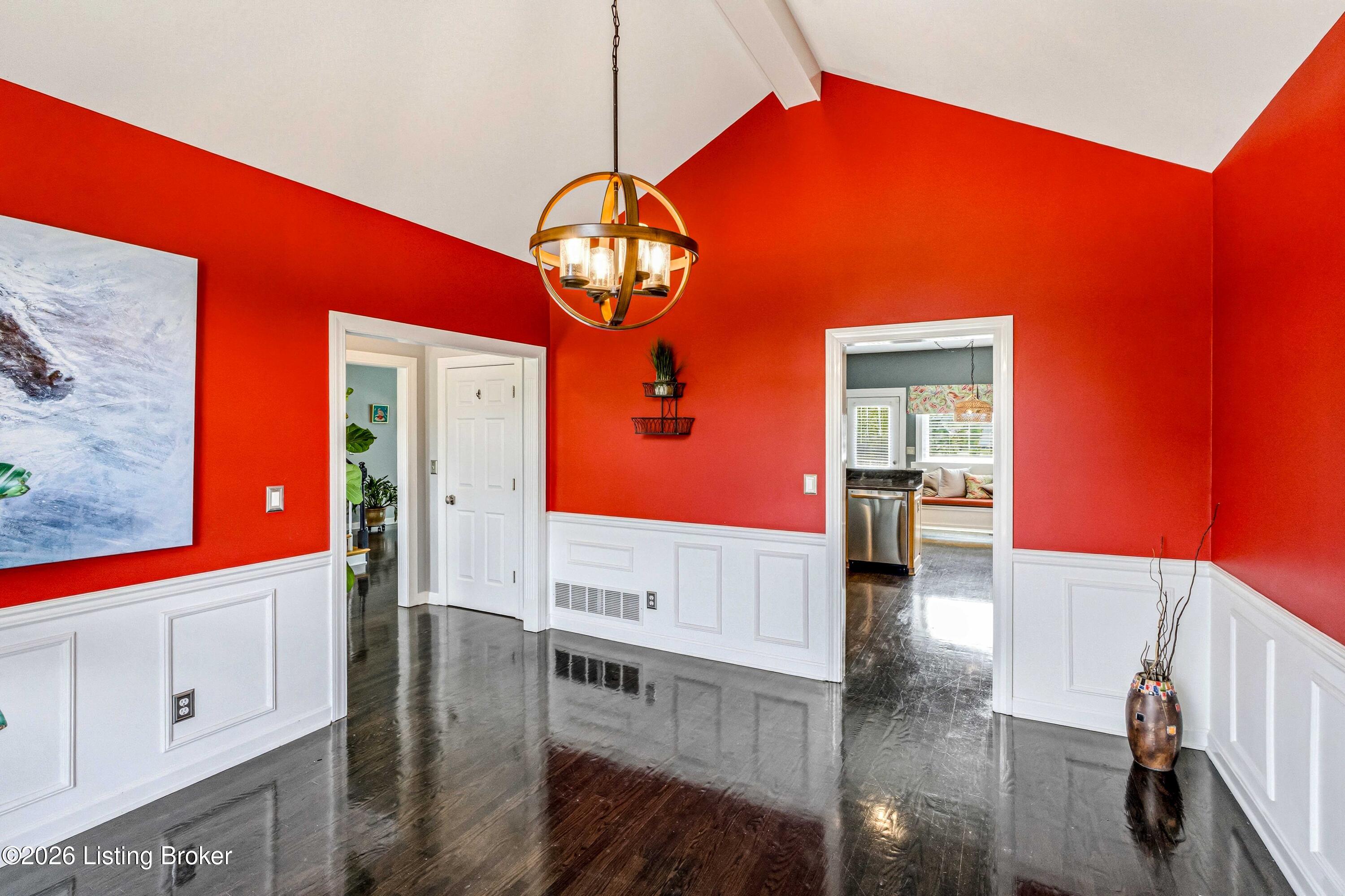 209 Champions Way Property Photo 14