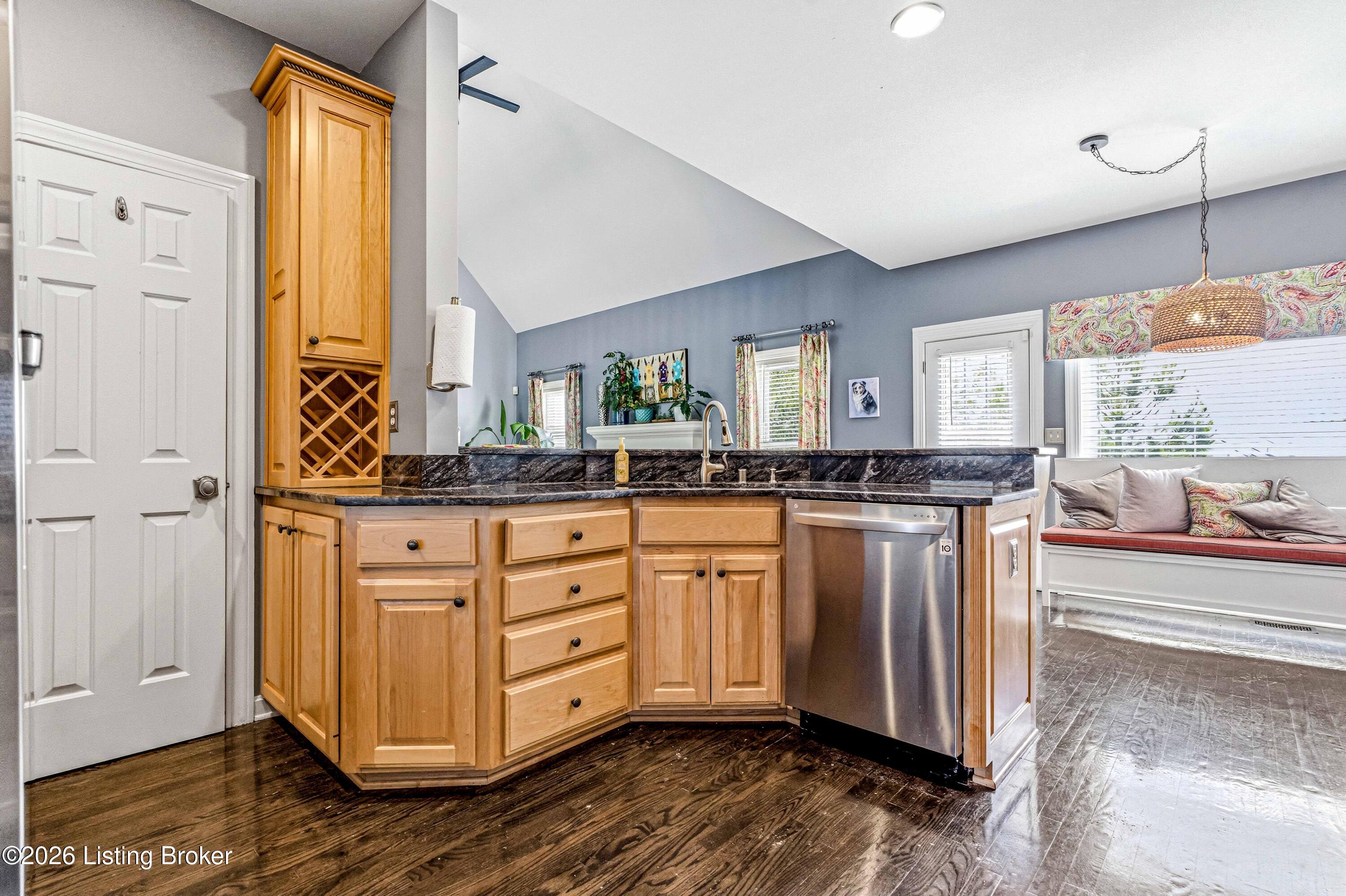 209 Champions Way Property Photo 15