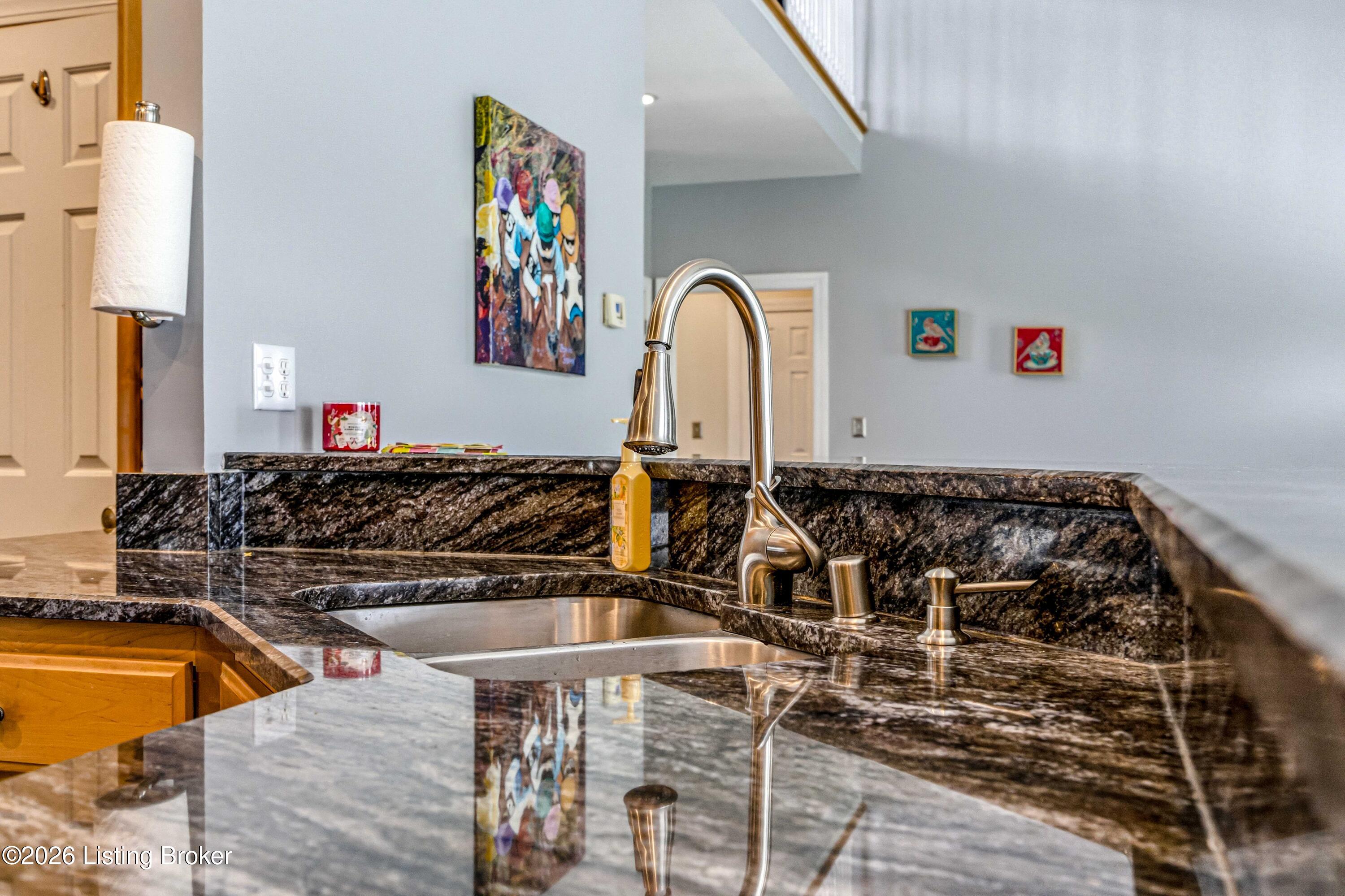 209 Champions Way Property Photo 17