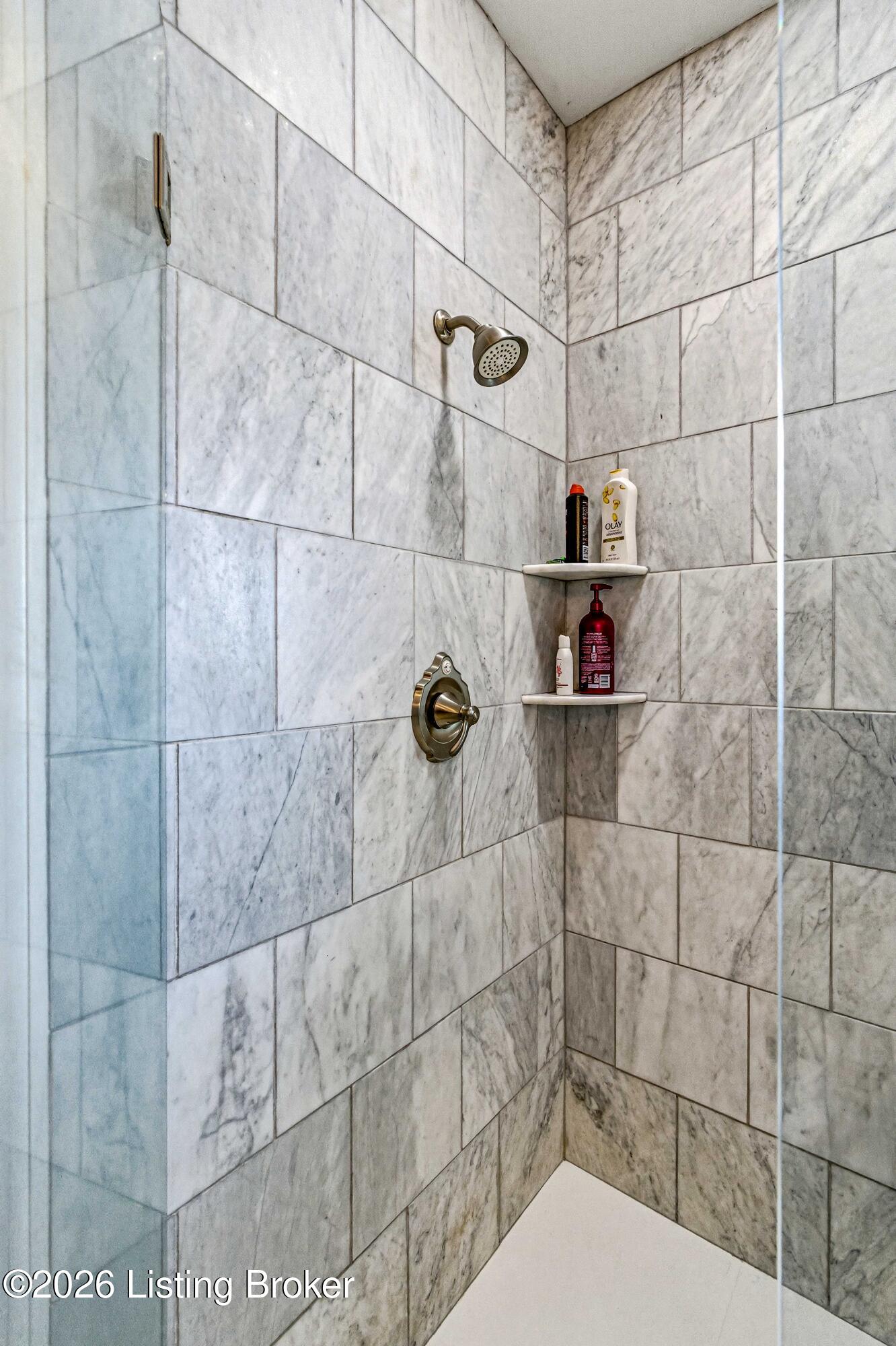 209 Champions Way Property Photo 31