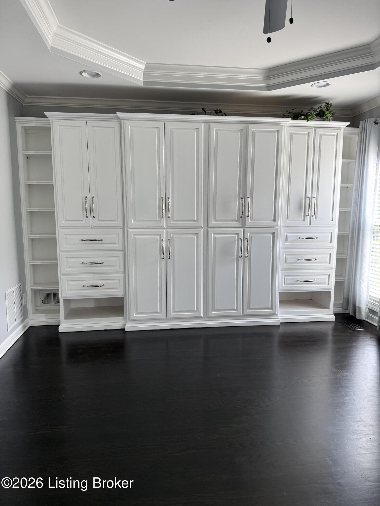 209 Champions Way Property Photo 33