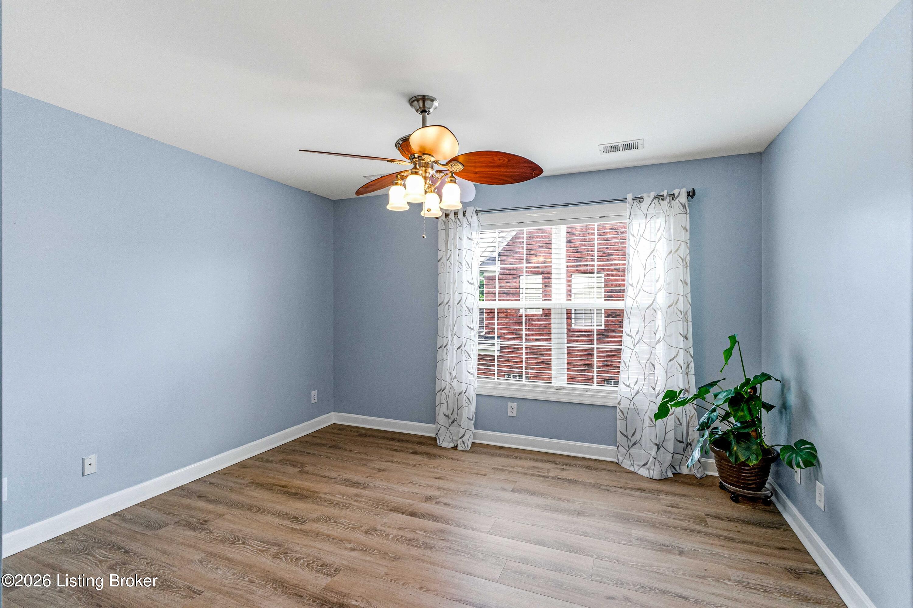 209 Champions Way Property Photo 57