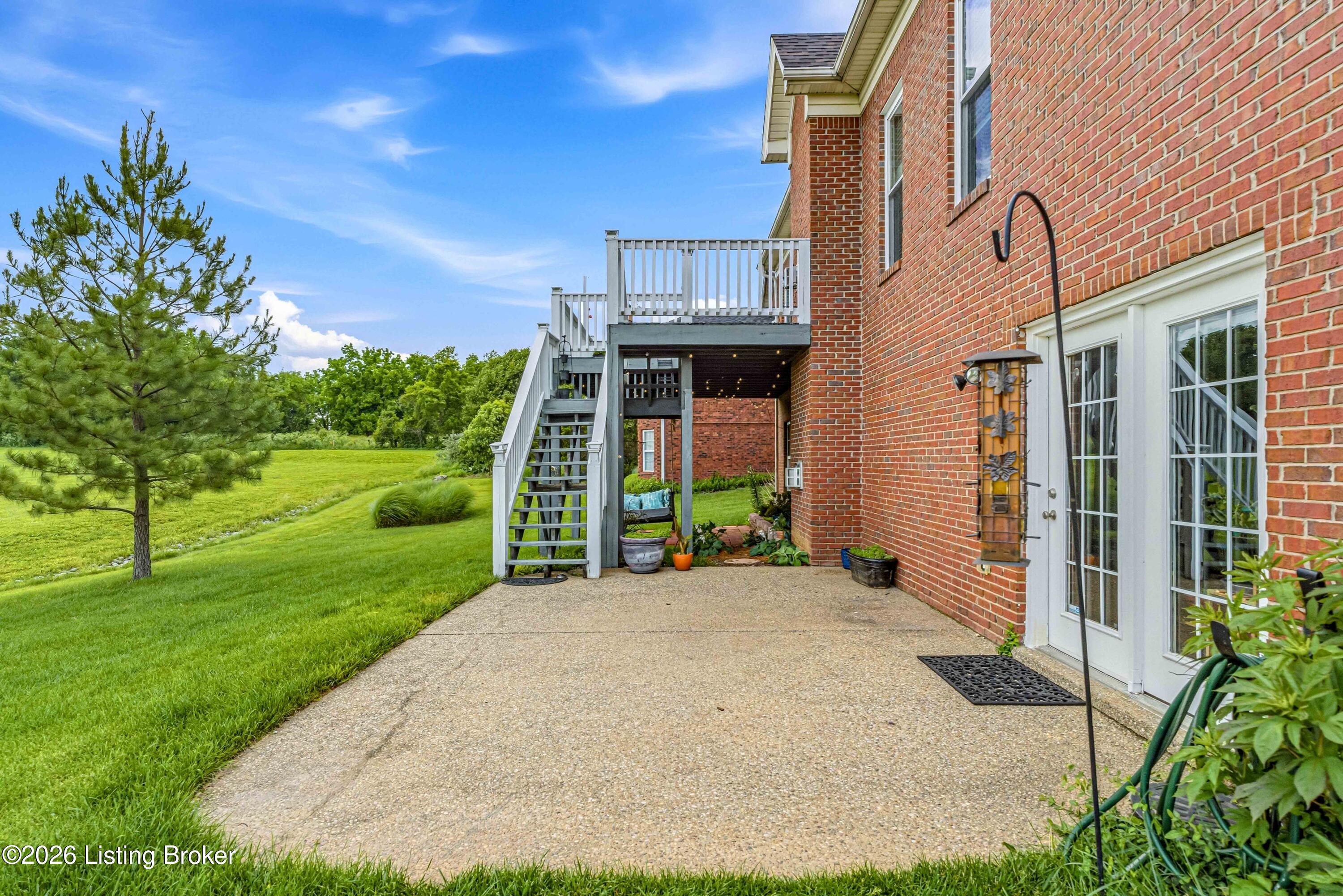 209 Champions Way Property Photo 68
