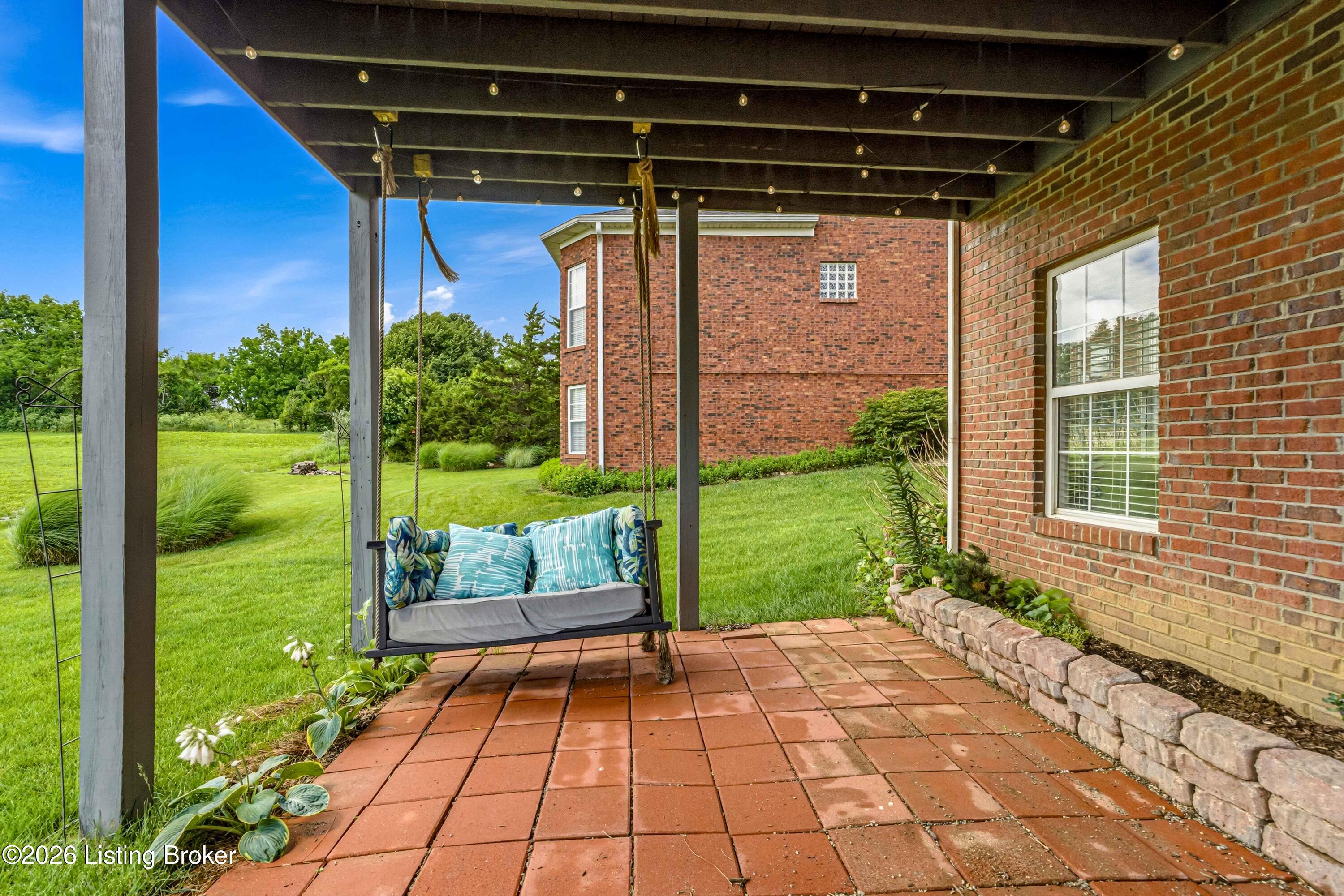 209 Champions Way Property Photo 69