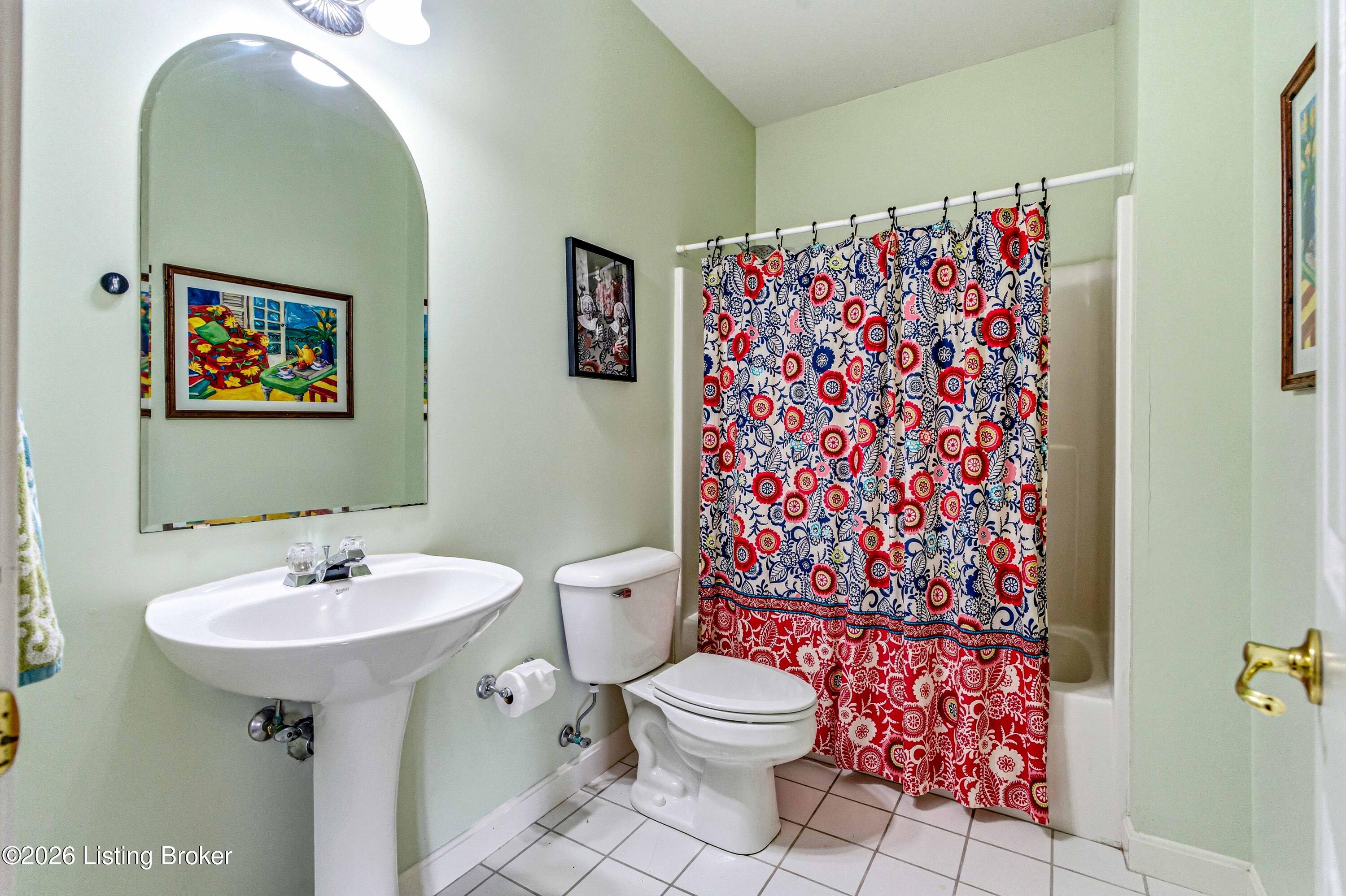 209 Champions Way Property Photo 71