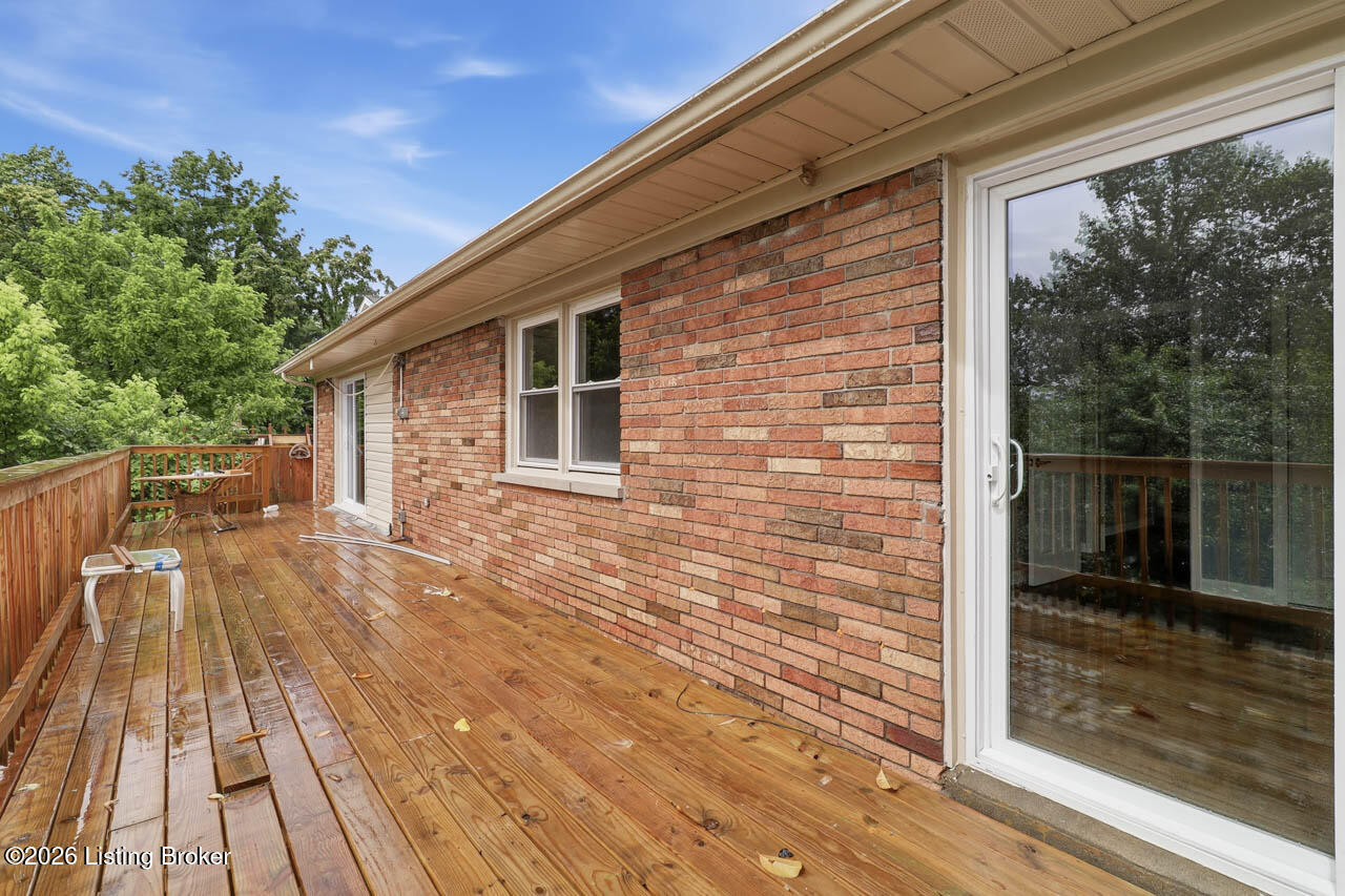 5120 Maryview Dr Property Photo 28