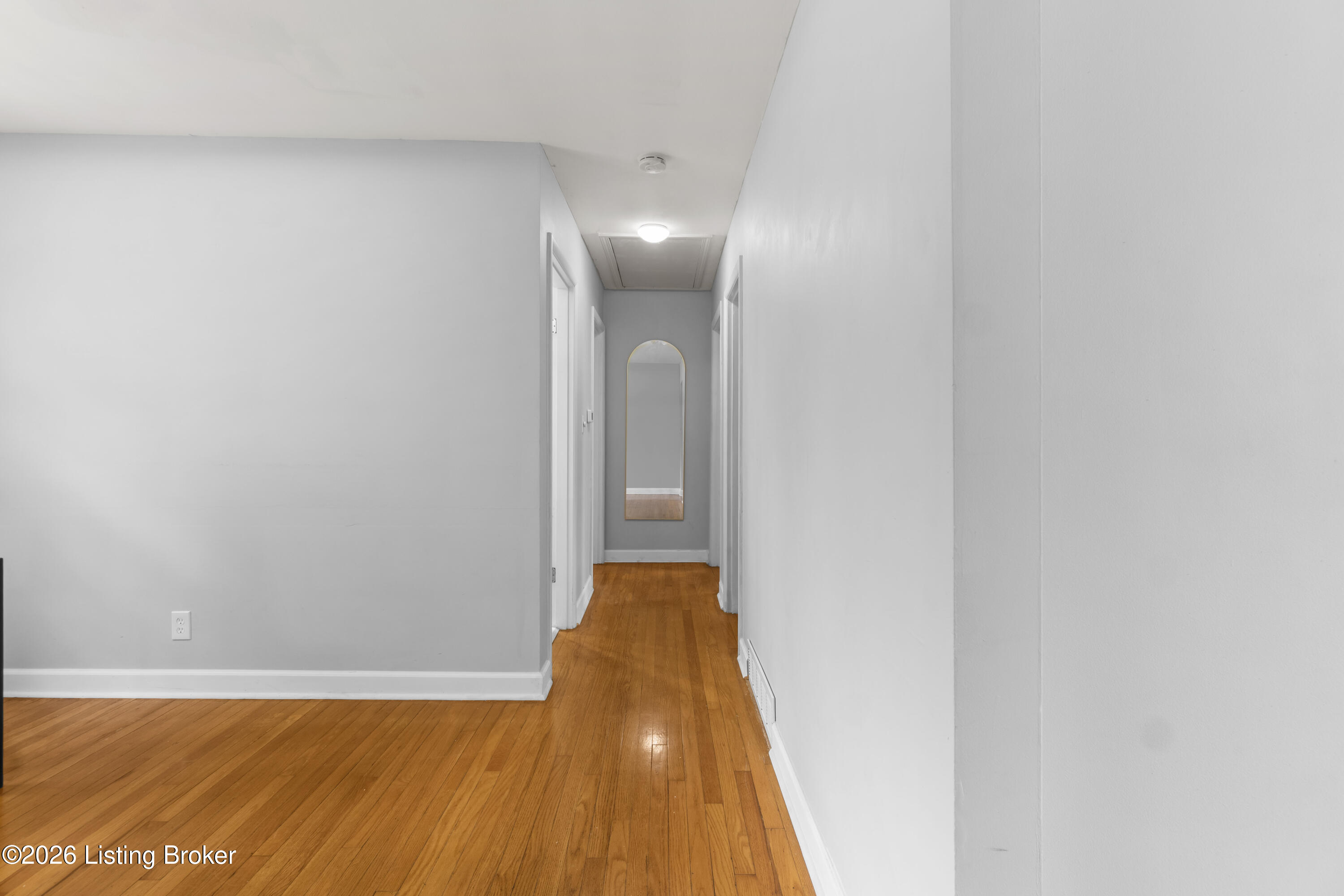2303 Ecton Ln Property Photo 9