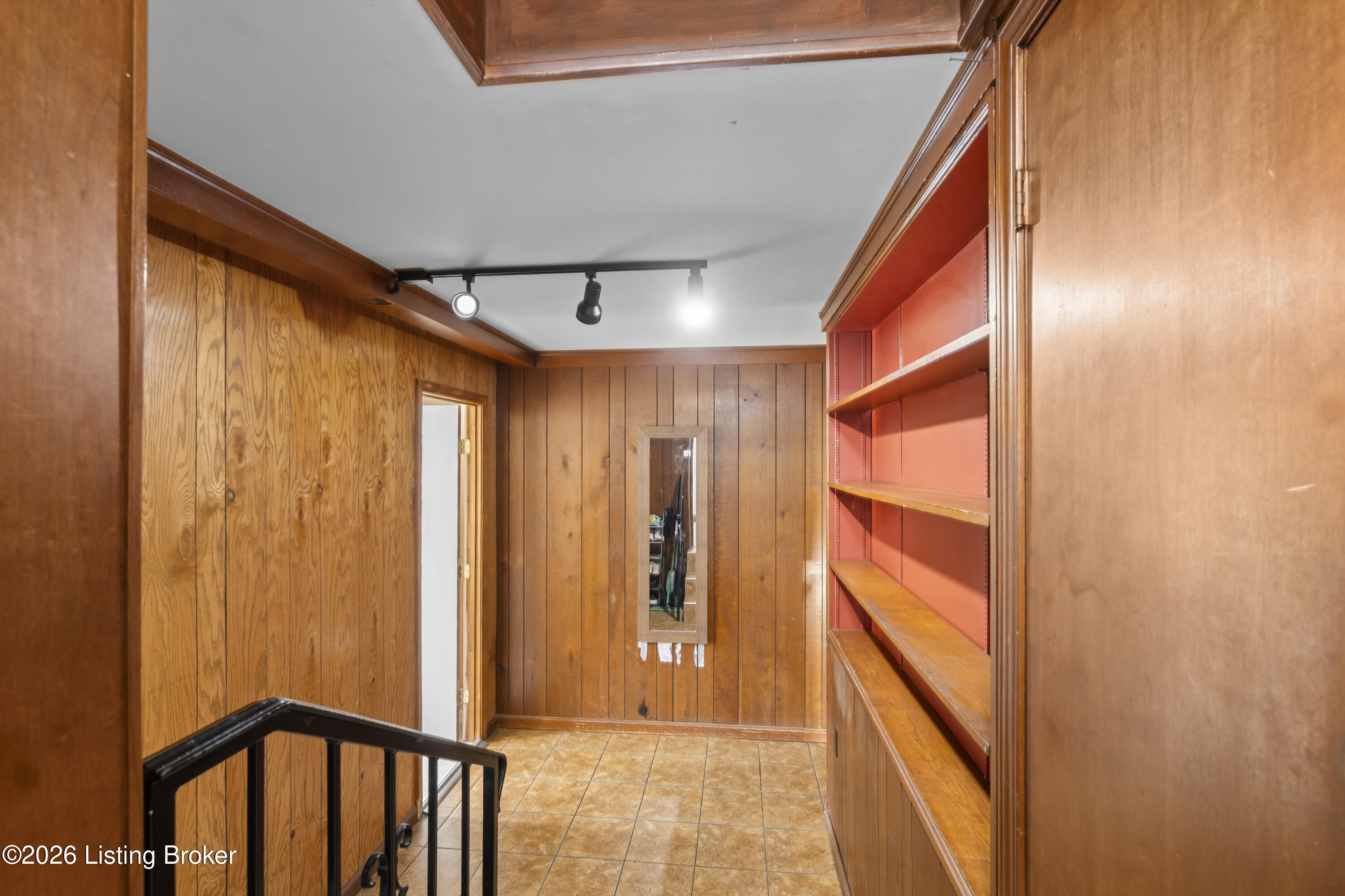 2303 Ecton Ln Property Photo 12