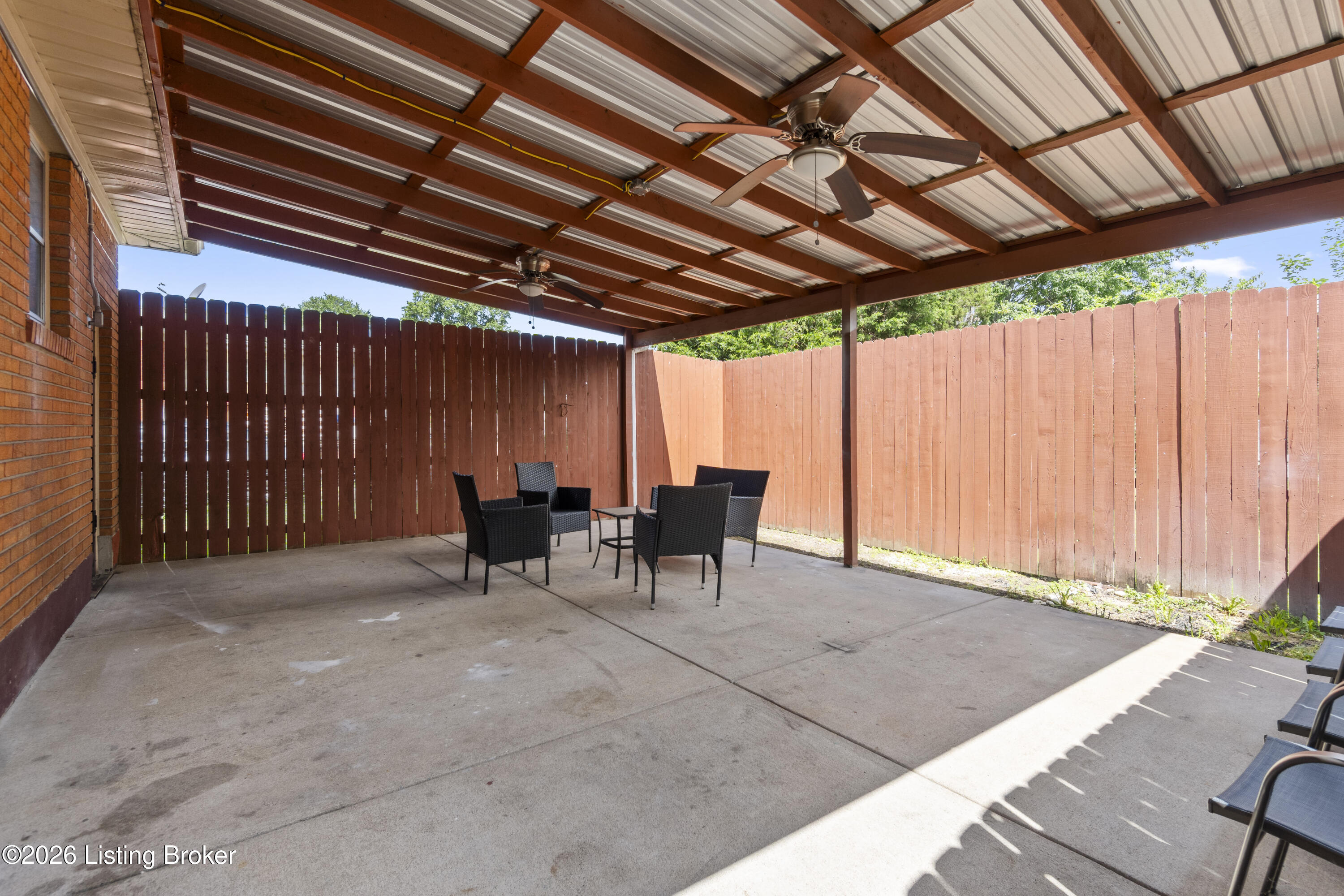 2303 Ecton Ln Property Photo 19