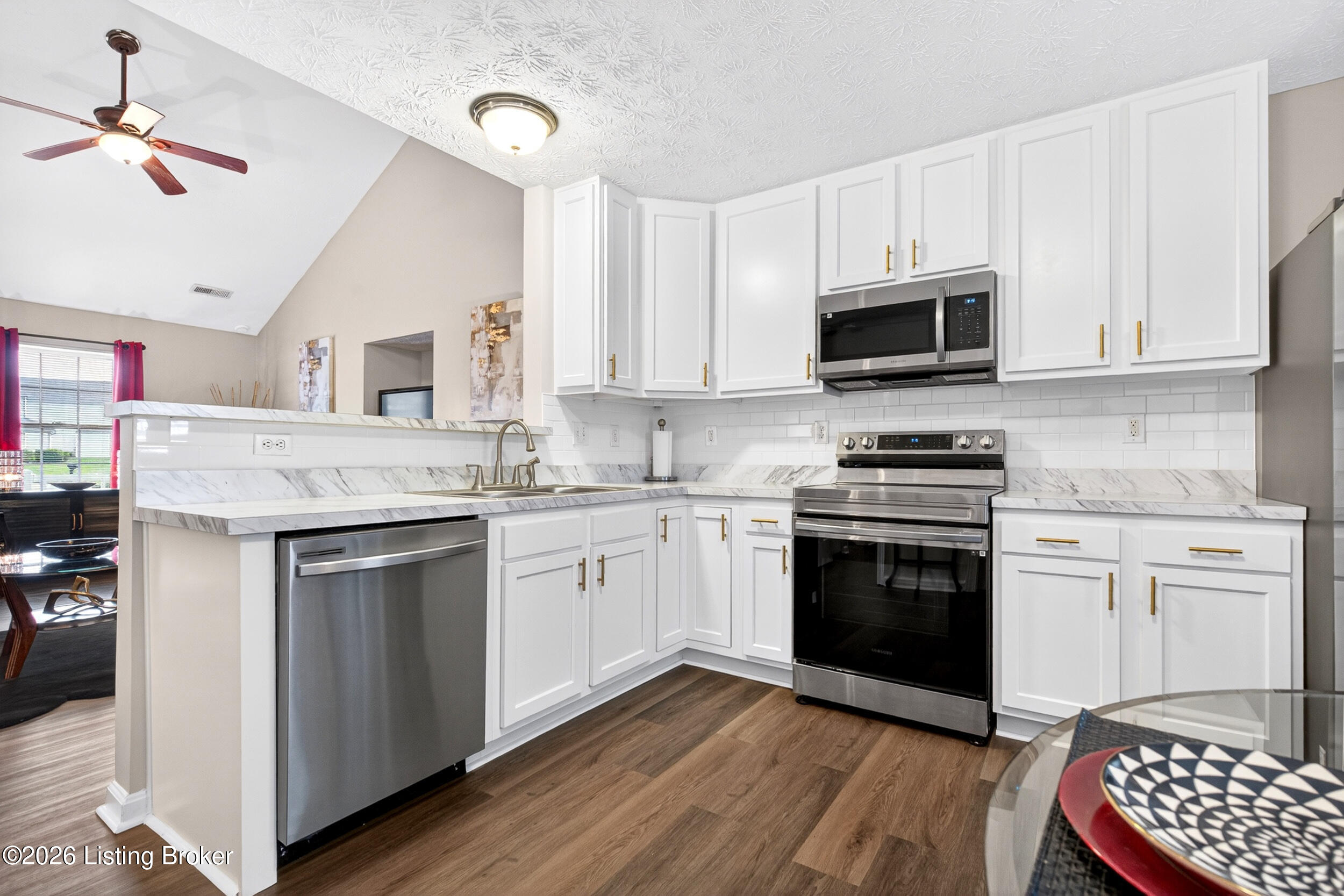 6314 Maravian Dr Property Photo 11