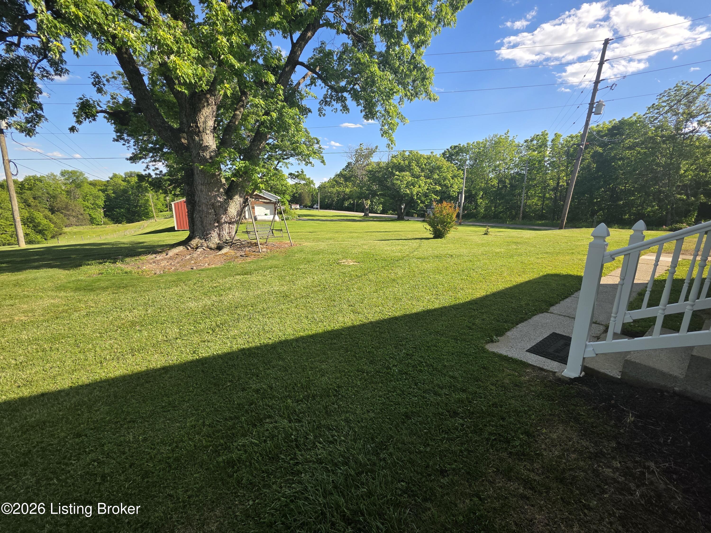 8237 Mount Eden Rd Property Photo 4