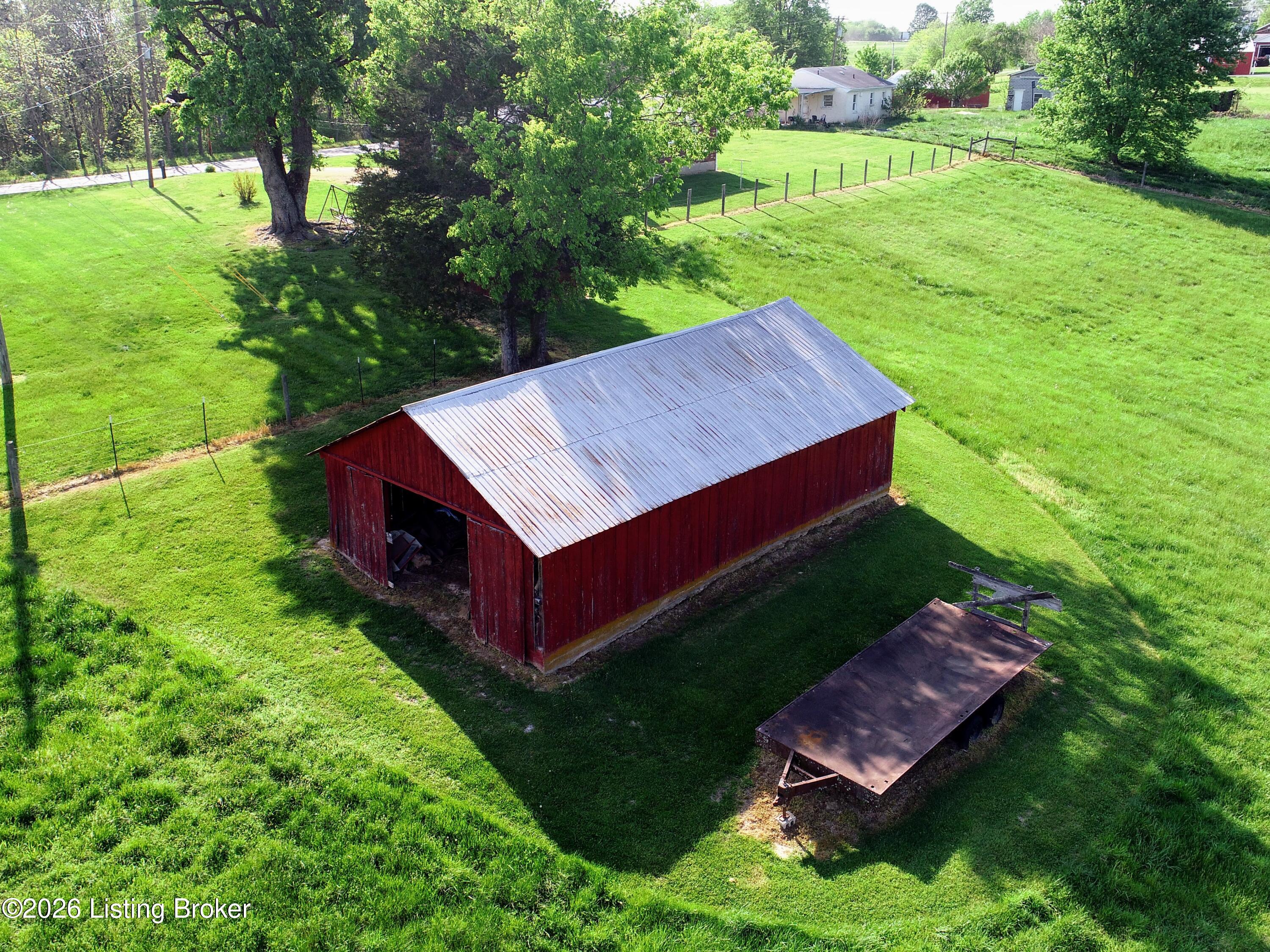 8237 Mount Eden Rd Property Photo 13