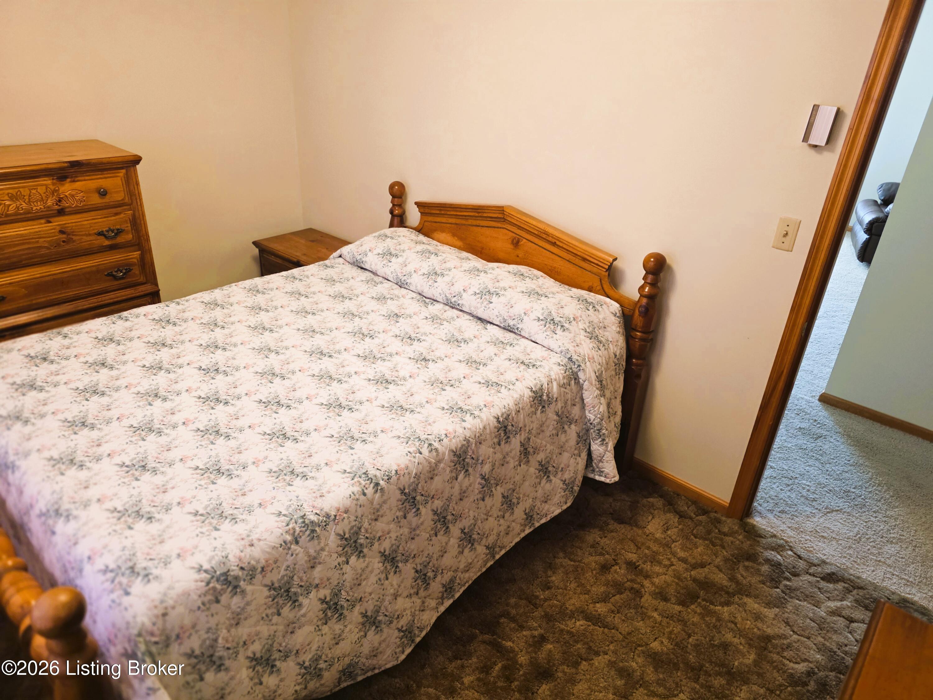 8237 Mount Eden Rd Property Photo 26
