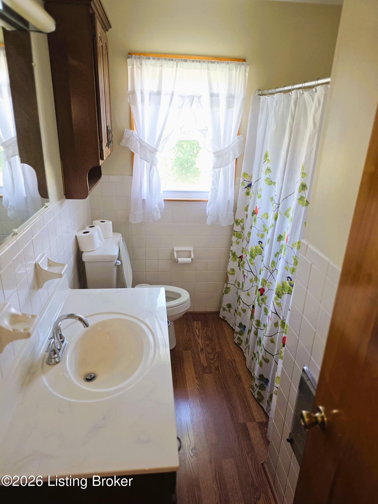 8237 Mount Eden Rd Property Photo 28