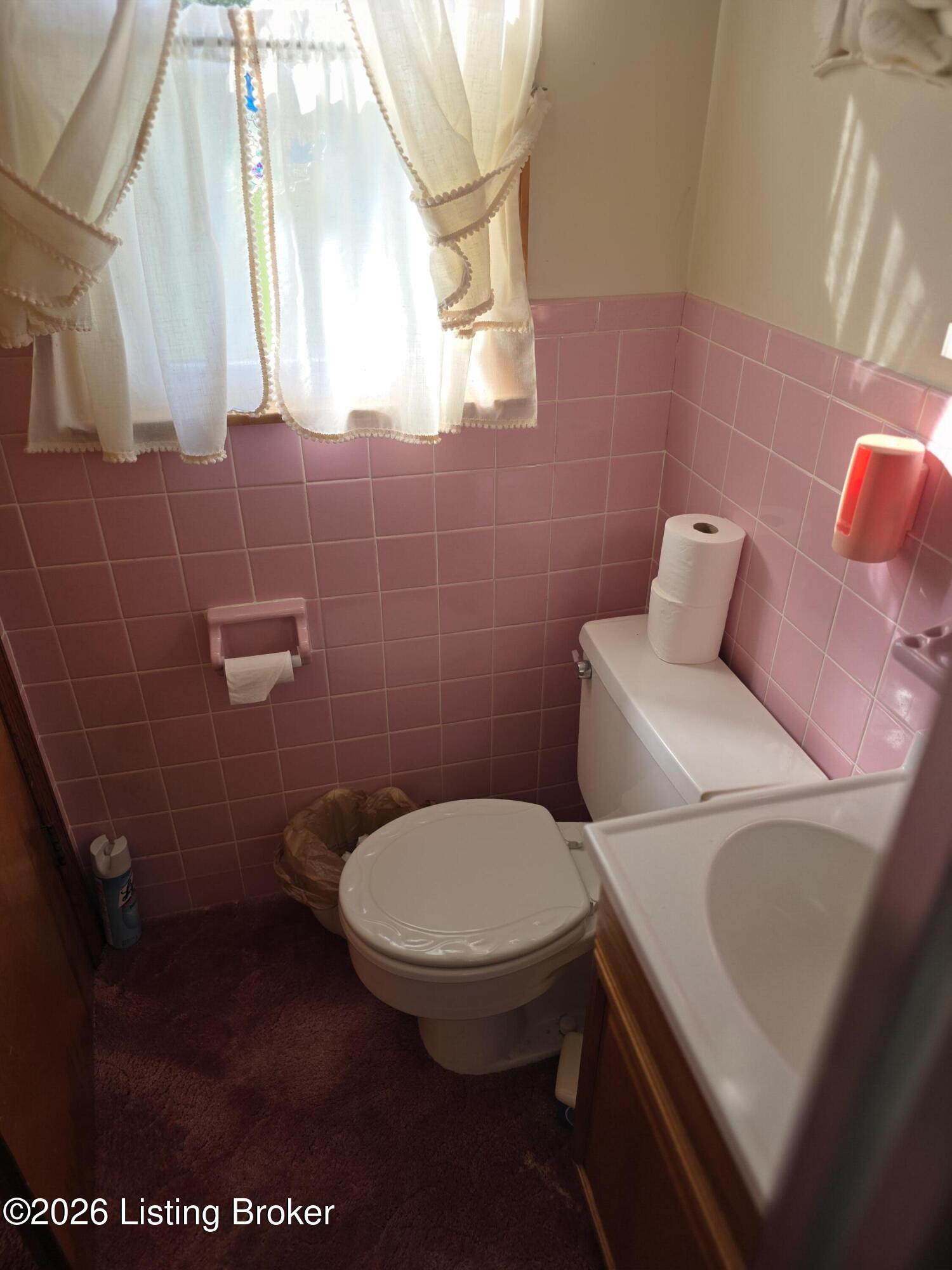 8237 Mount Eden Rd Property Photo 35