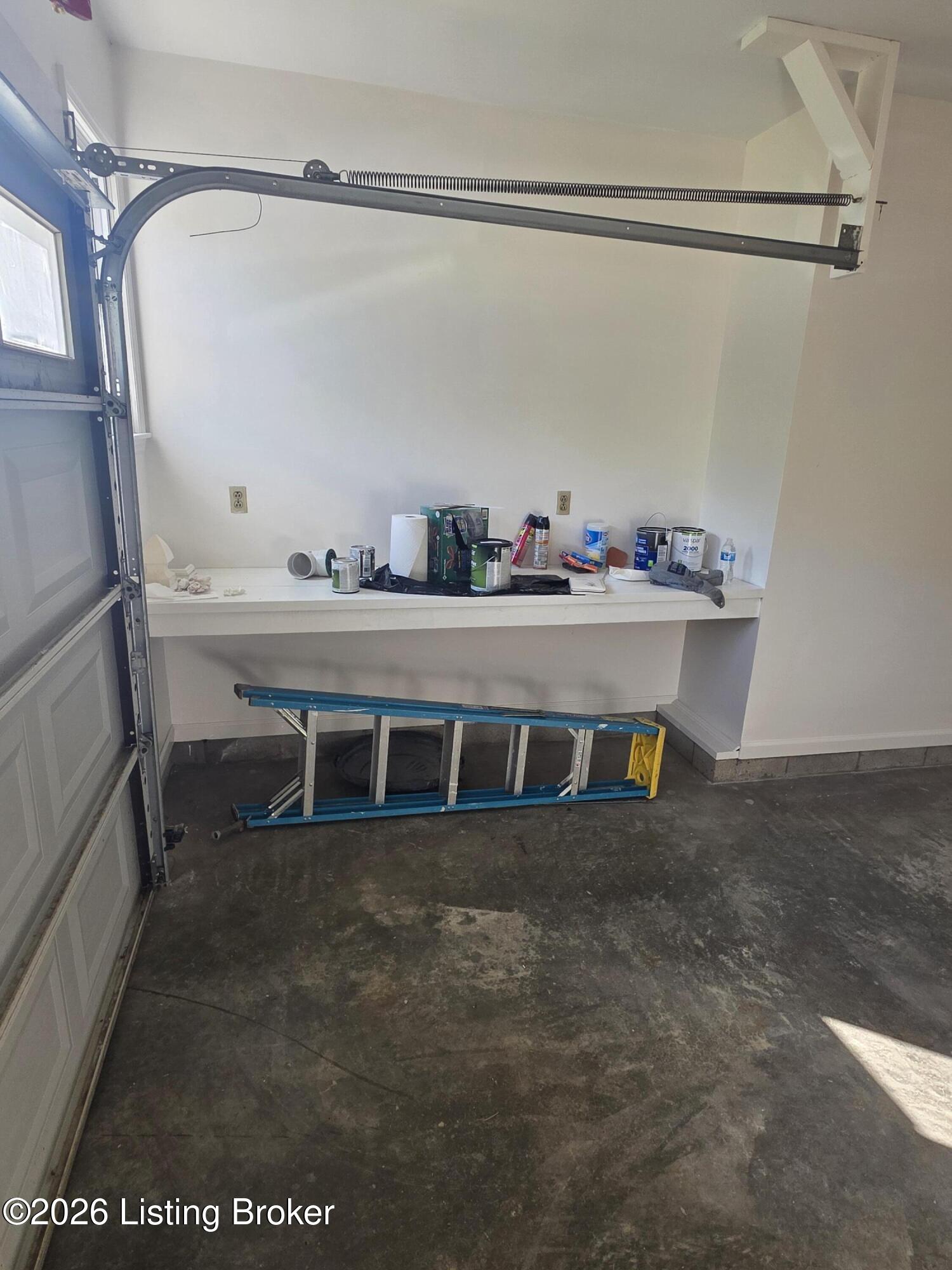 8237 Mount Eden Rd Property Photo 40