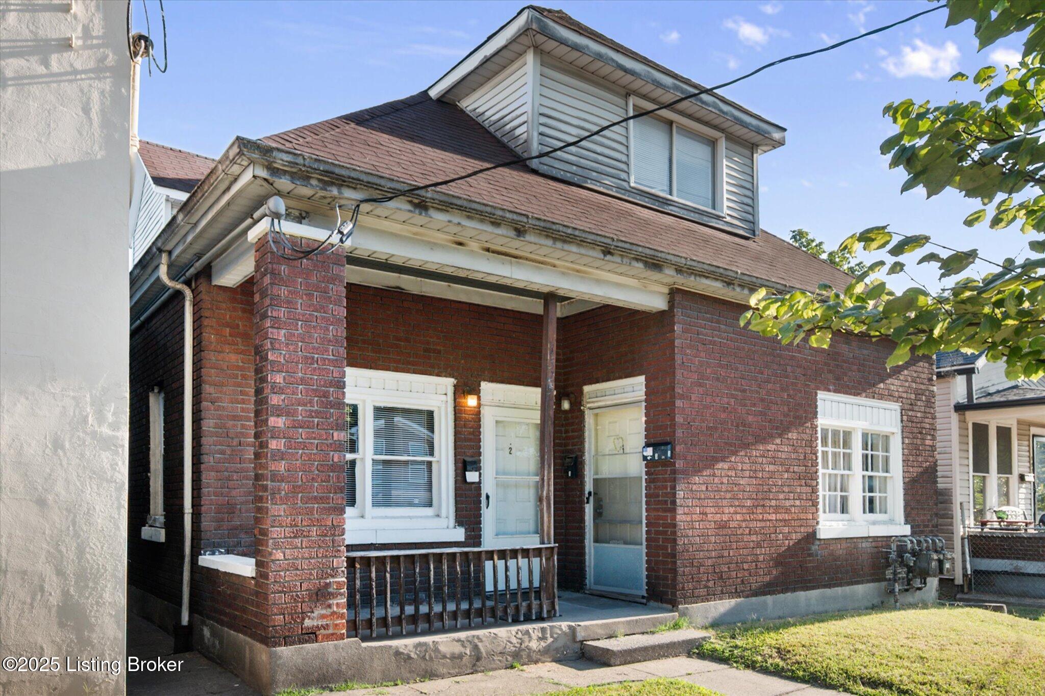 1525 Anderson St Property Photo 4