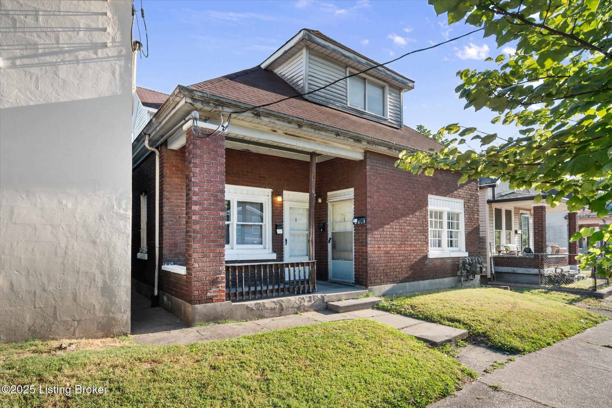 1525 Anderson St Property Photo 5