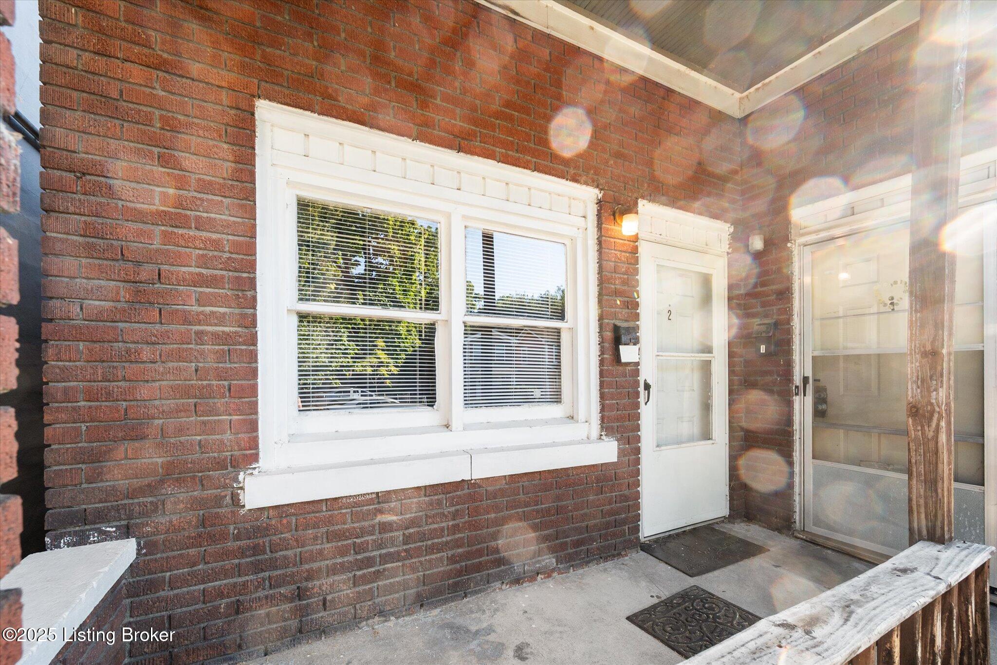 1525 Anderson St Property Photo 8