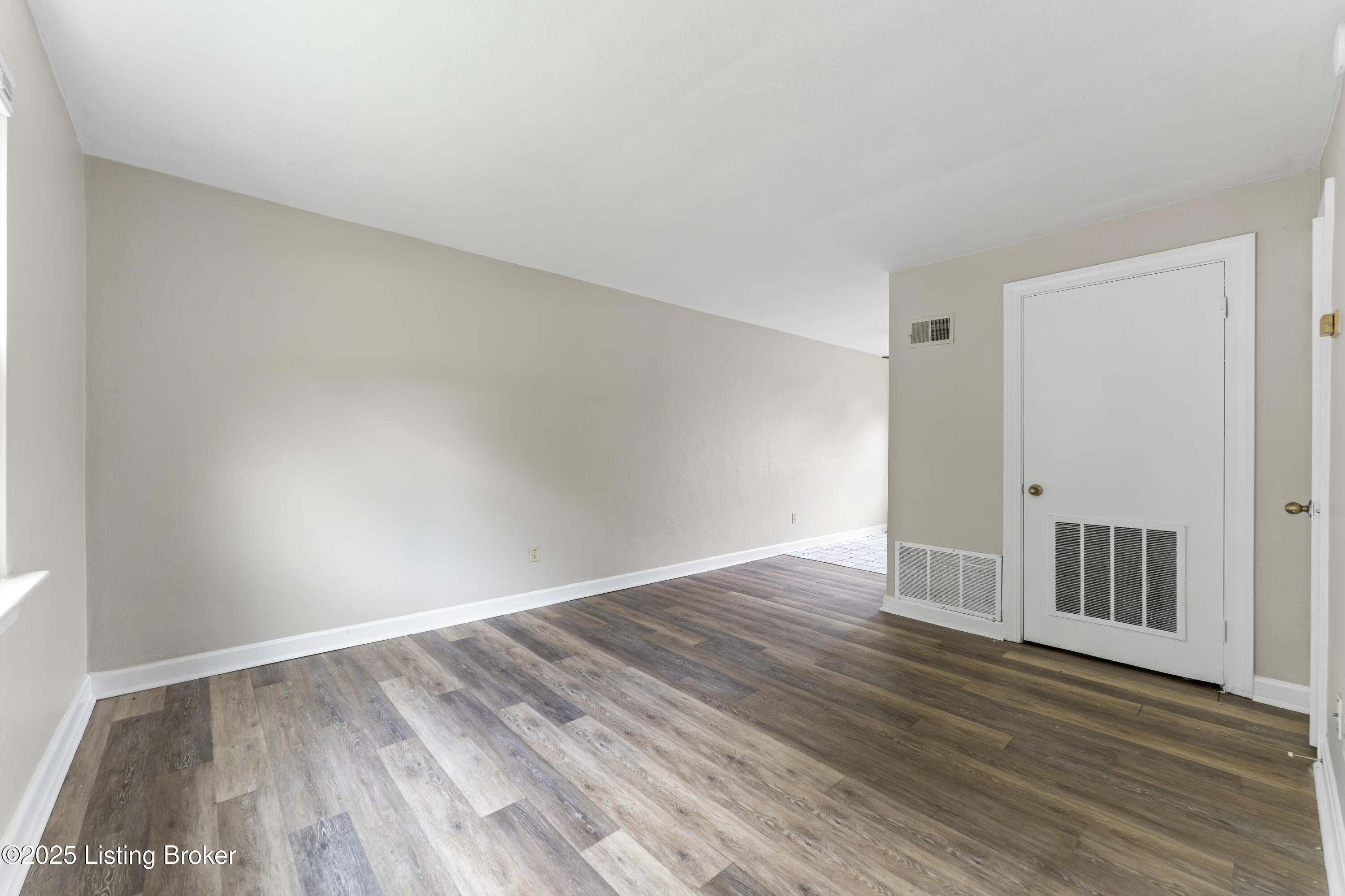 1525 Anderson St Property Photo 31