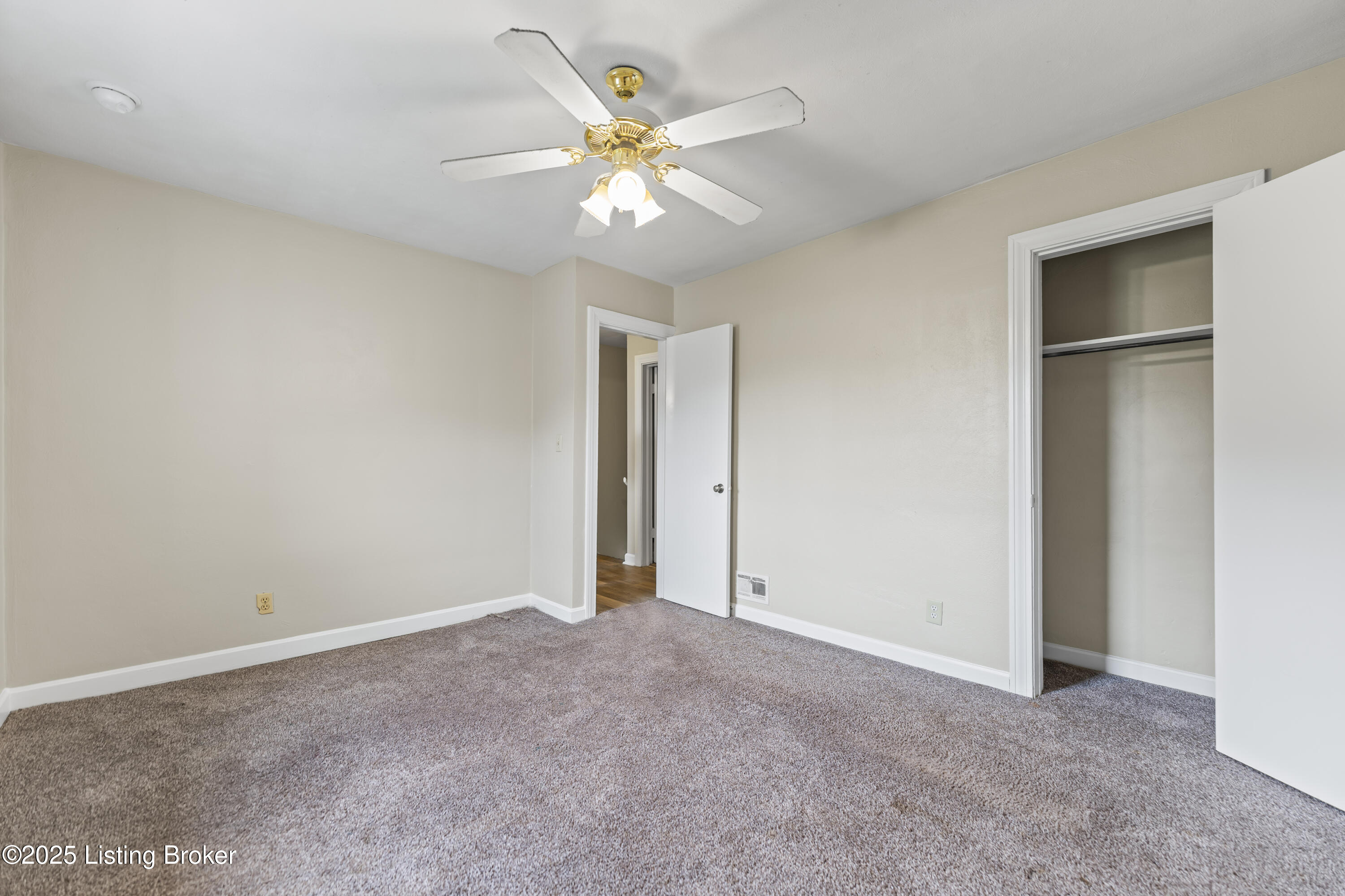 1525 Anderson St Property Photo 44