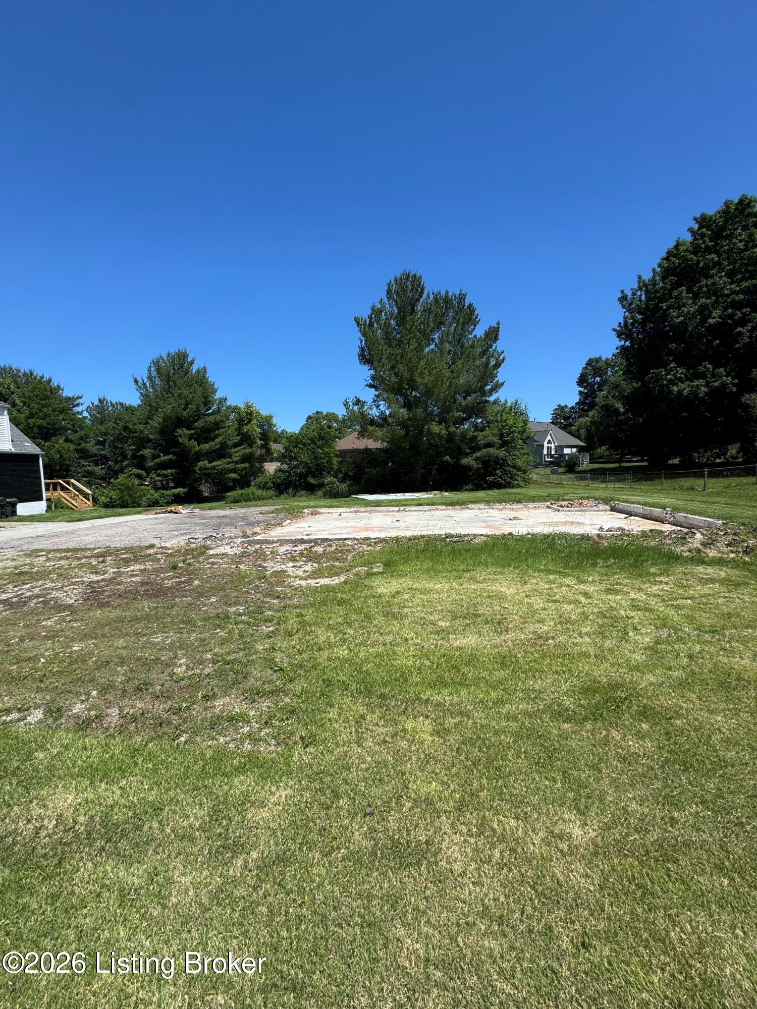 4211 Billtown Rd Property Photo 1