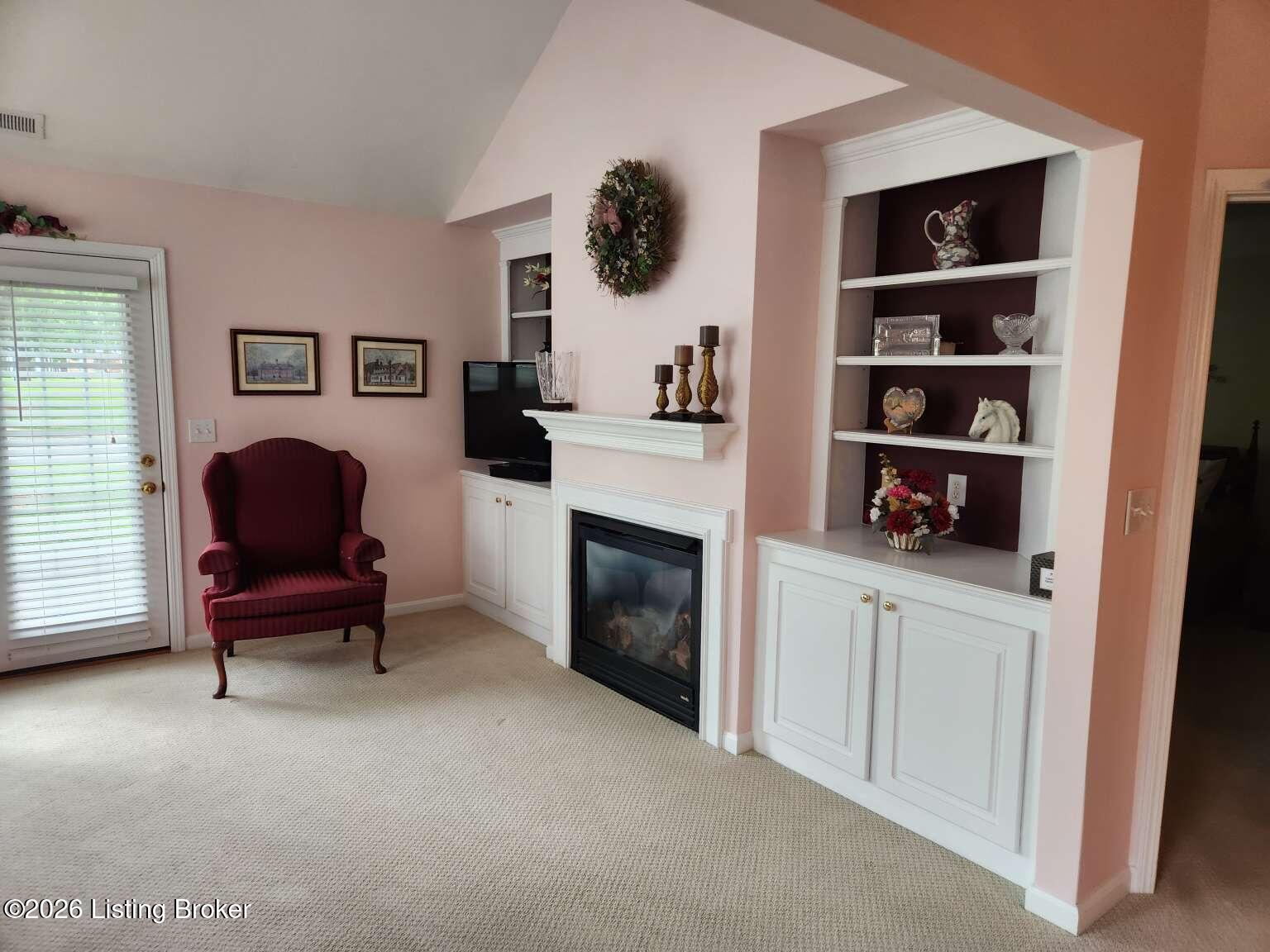 4817 Hames Trace Property Photo 4