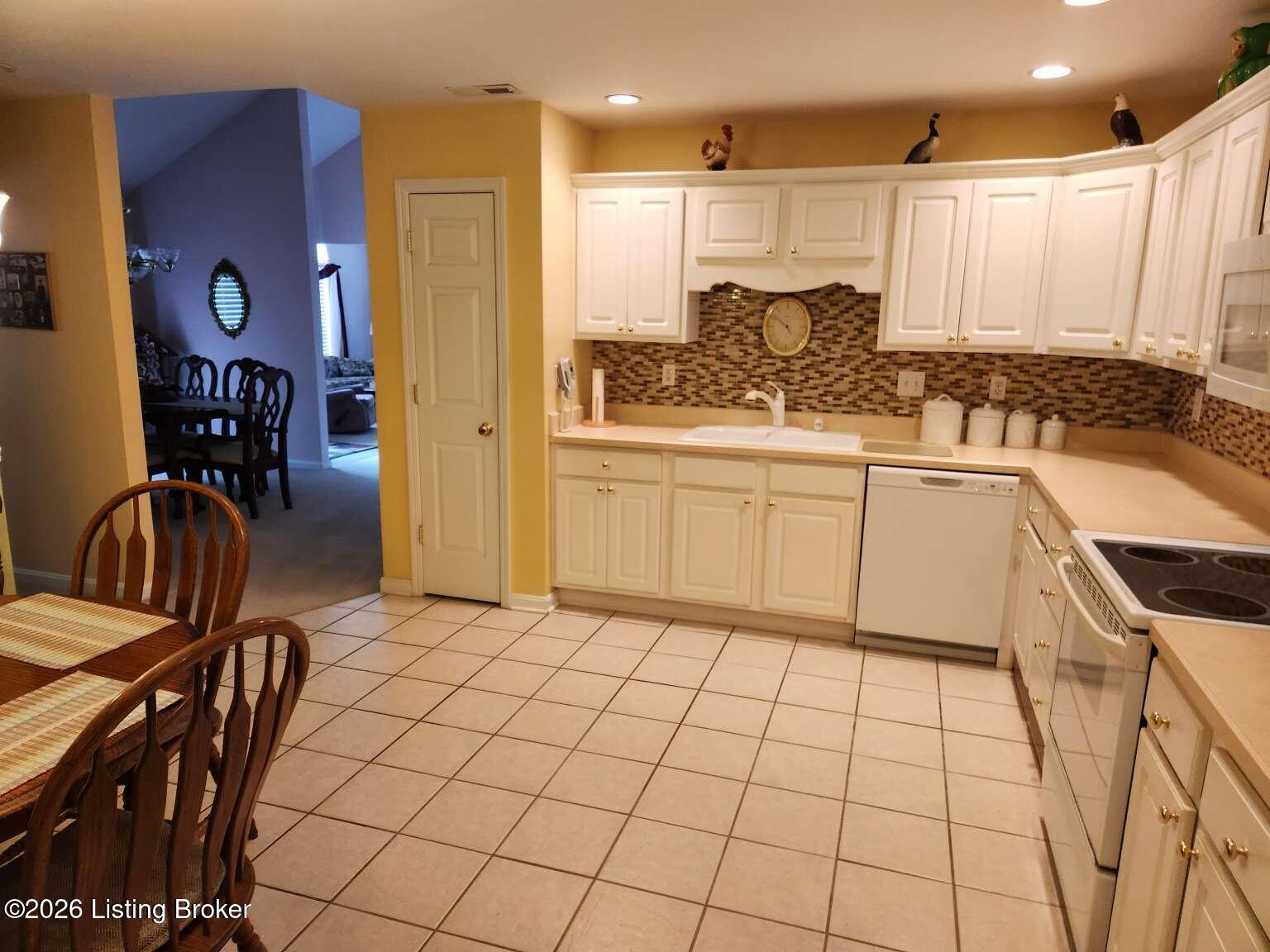 4817 Hames Trace Property Photo 10