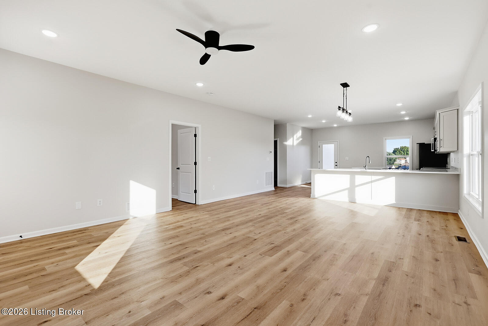 1210 Mac St Property Photo 4