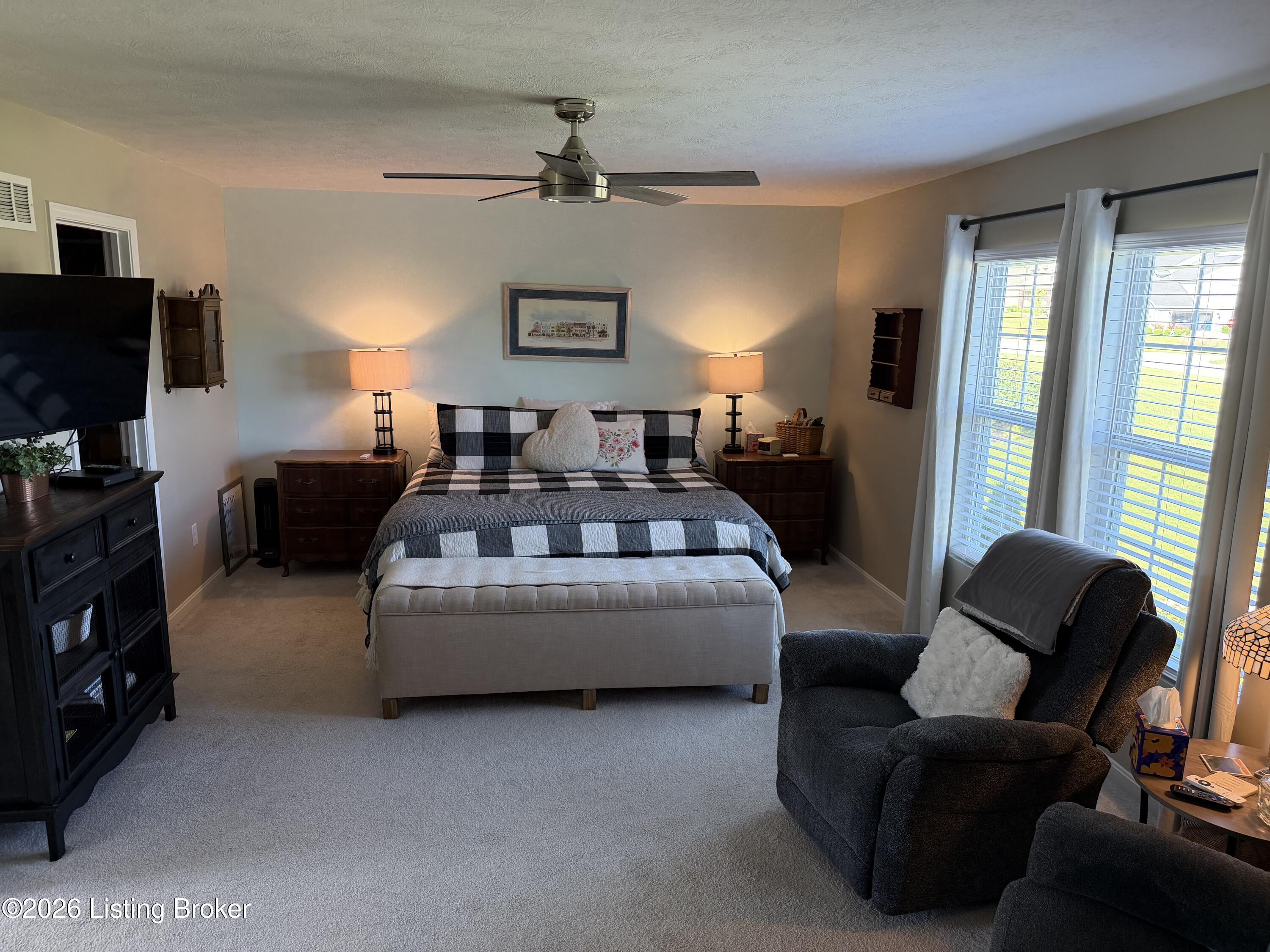 1002 Heron Cove Property Photo 17