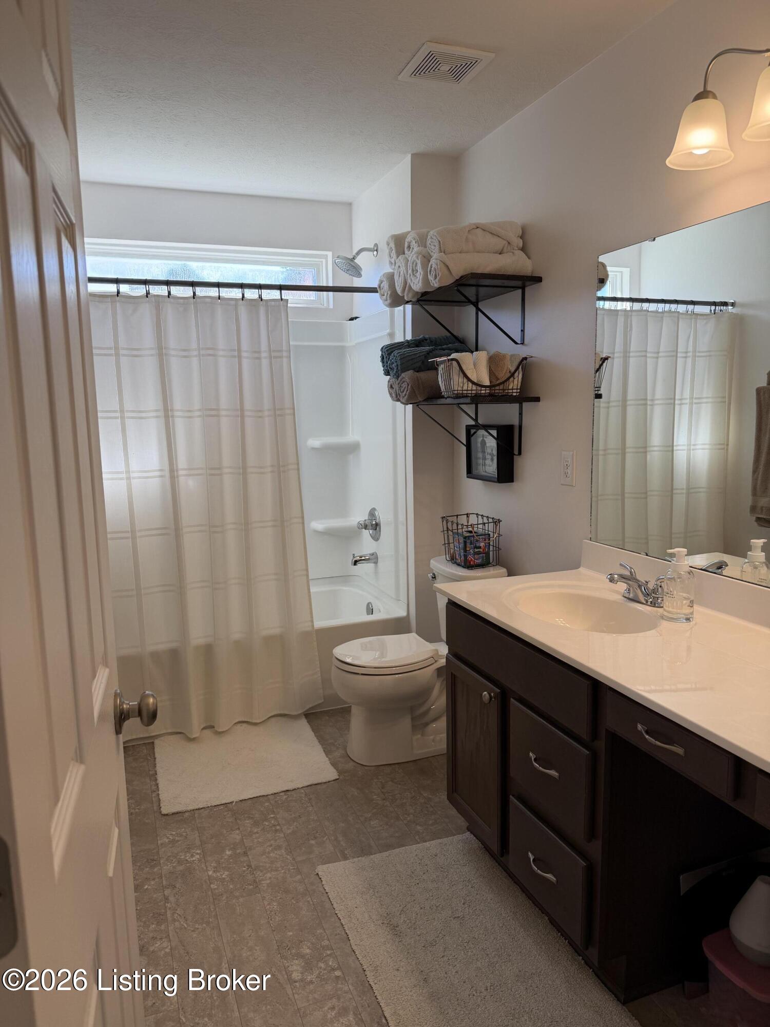 1002 Heron Cove Property Photo 26