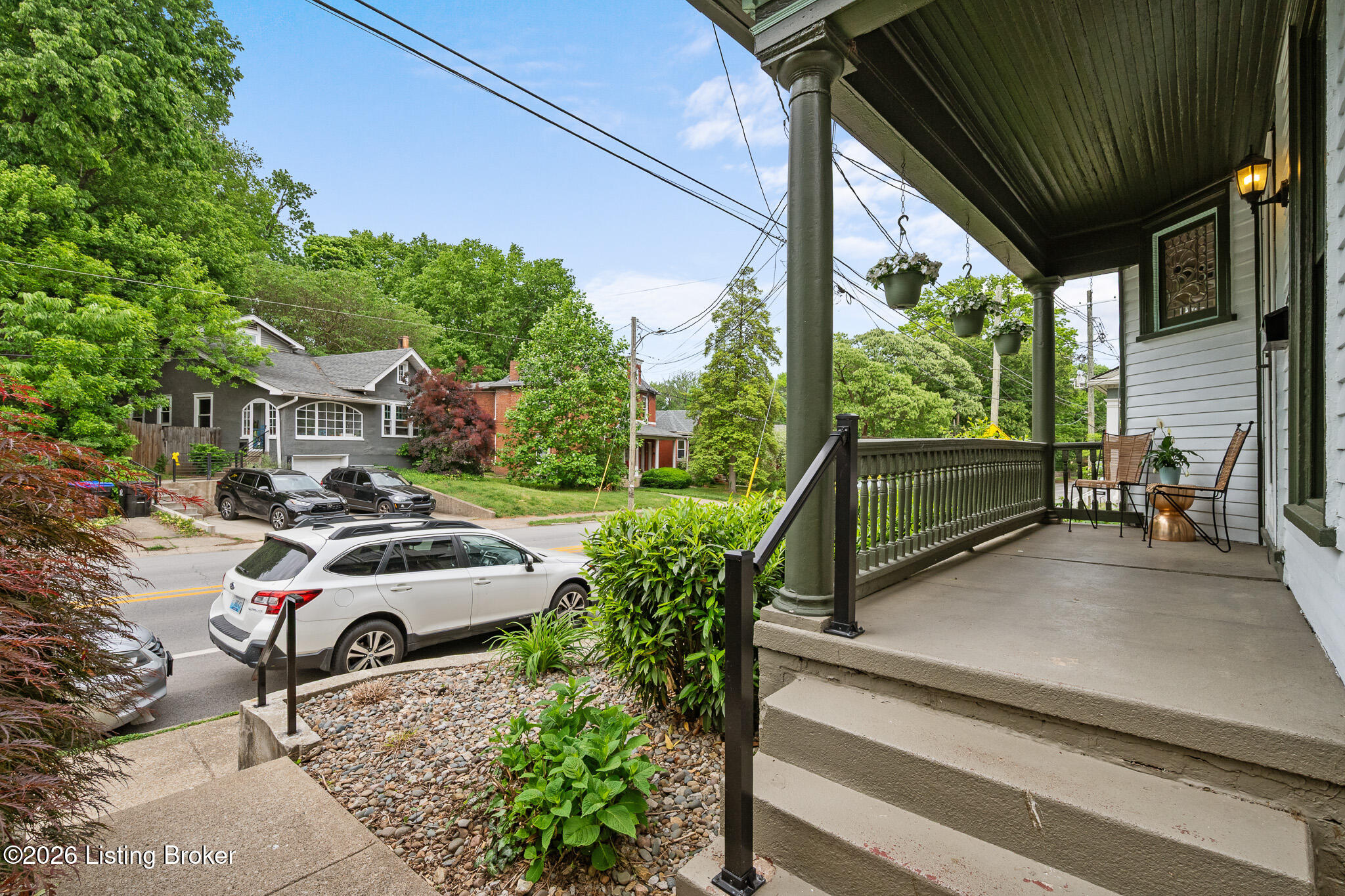 2206 Grinstead Dr Property Photo 5