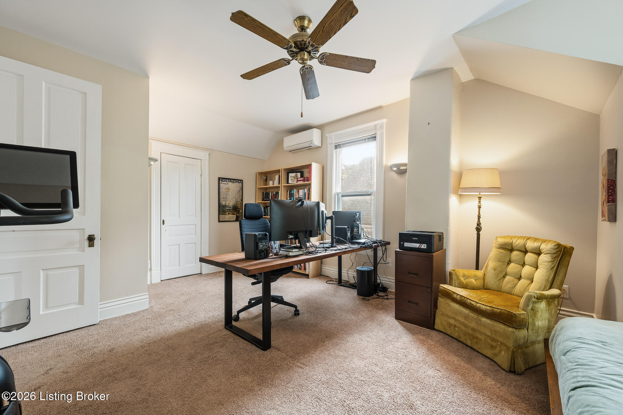 2206 Grinstead Dr Property Photo 41