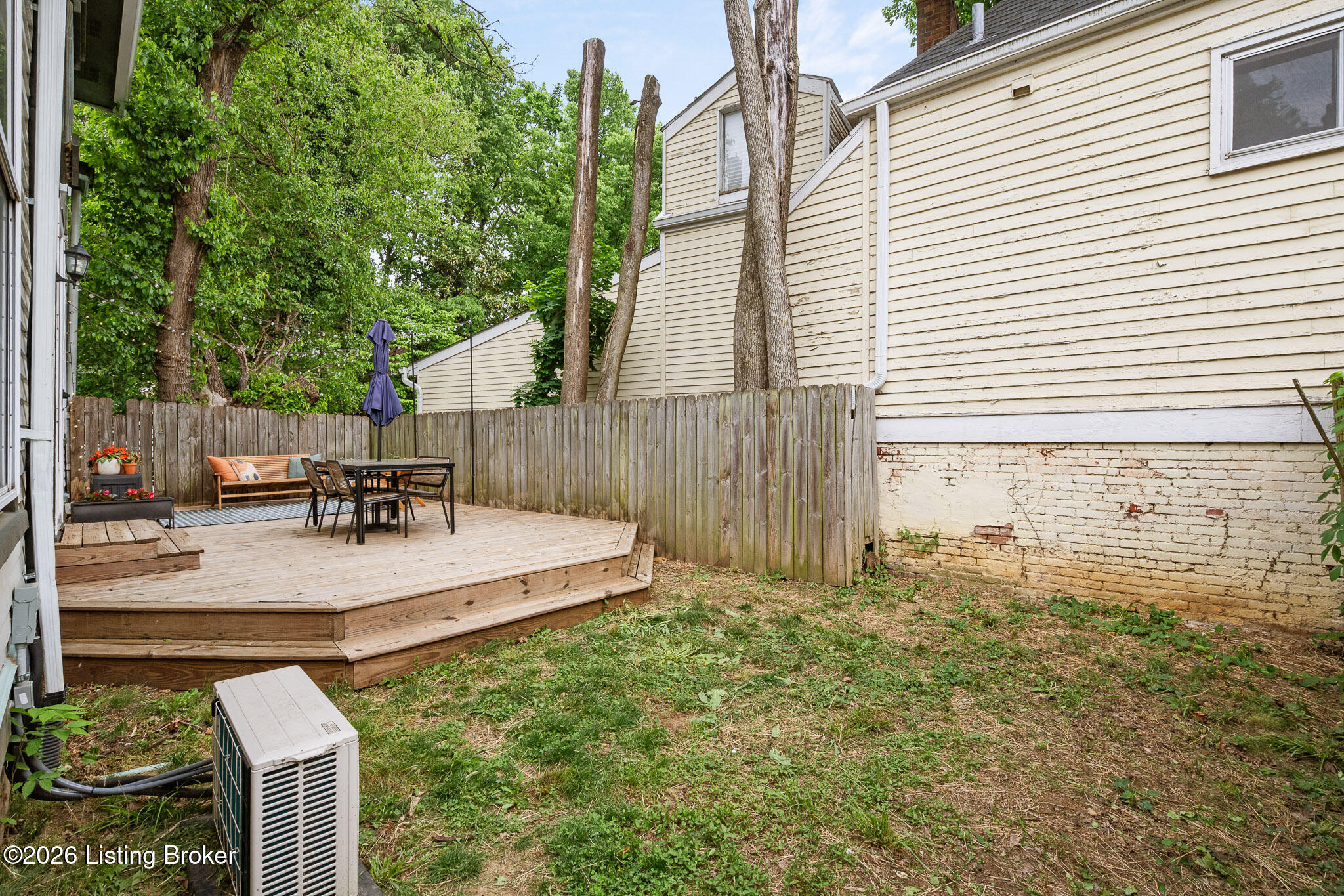 2206 Grinstead Dr Property Photo 51