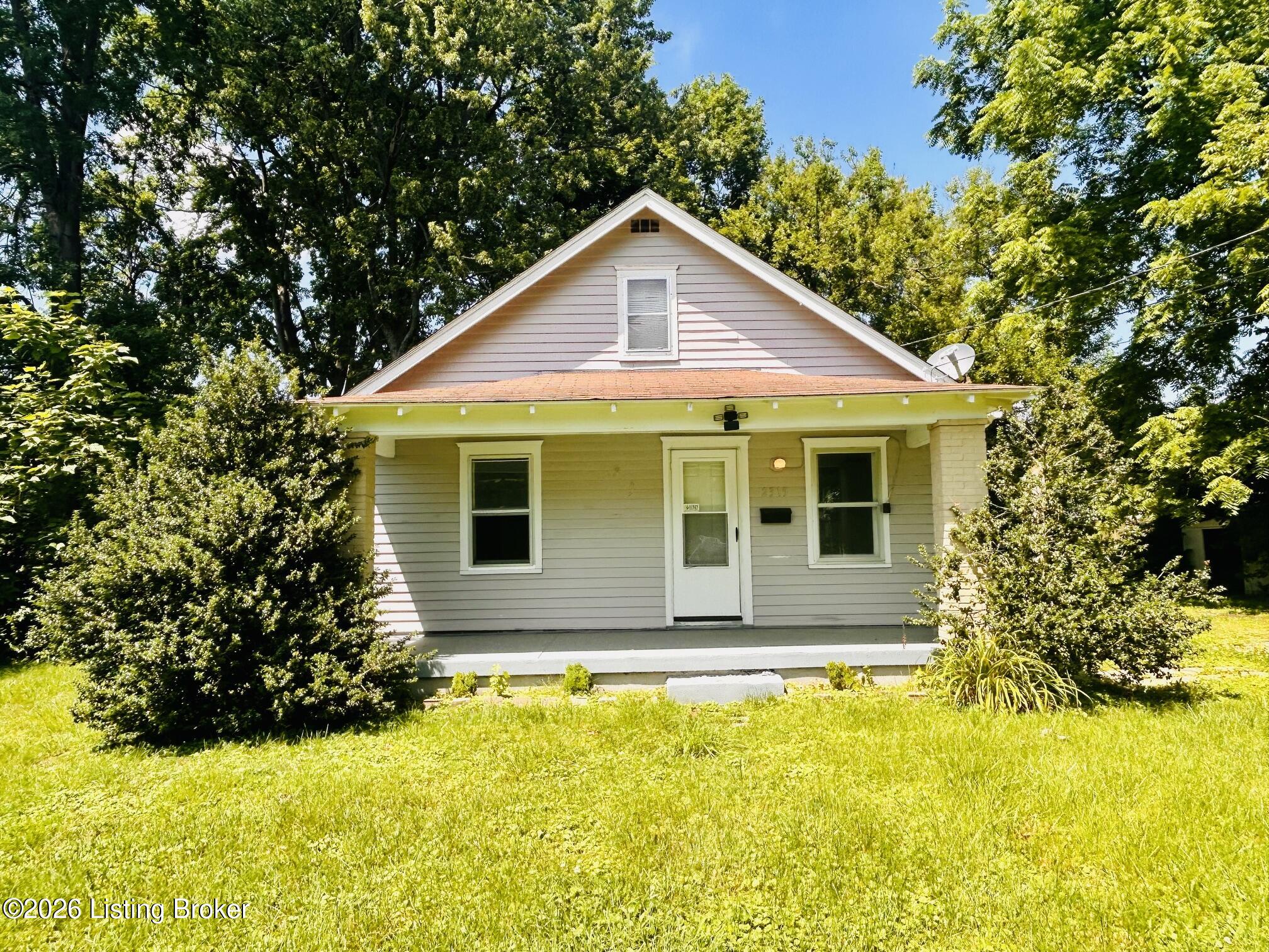 2315 Upper Hunters Trace Property Photo 2