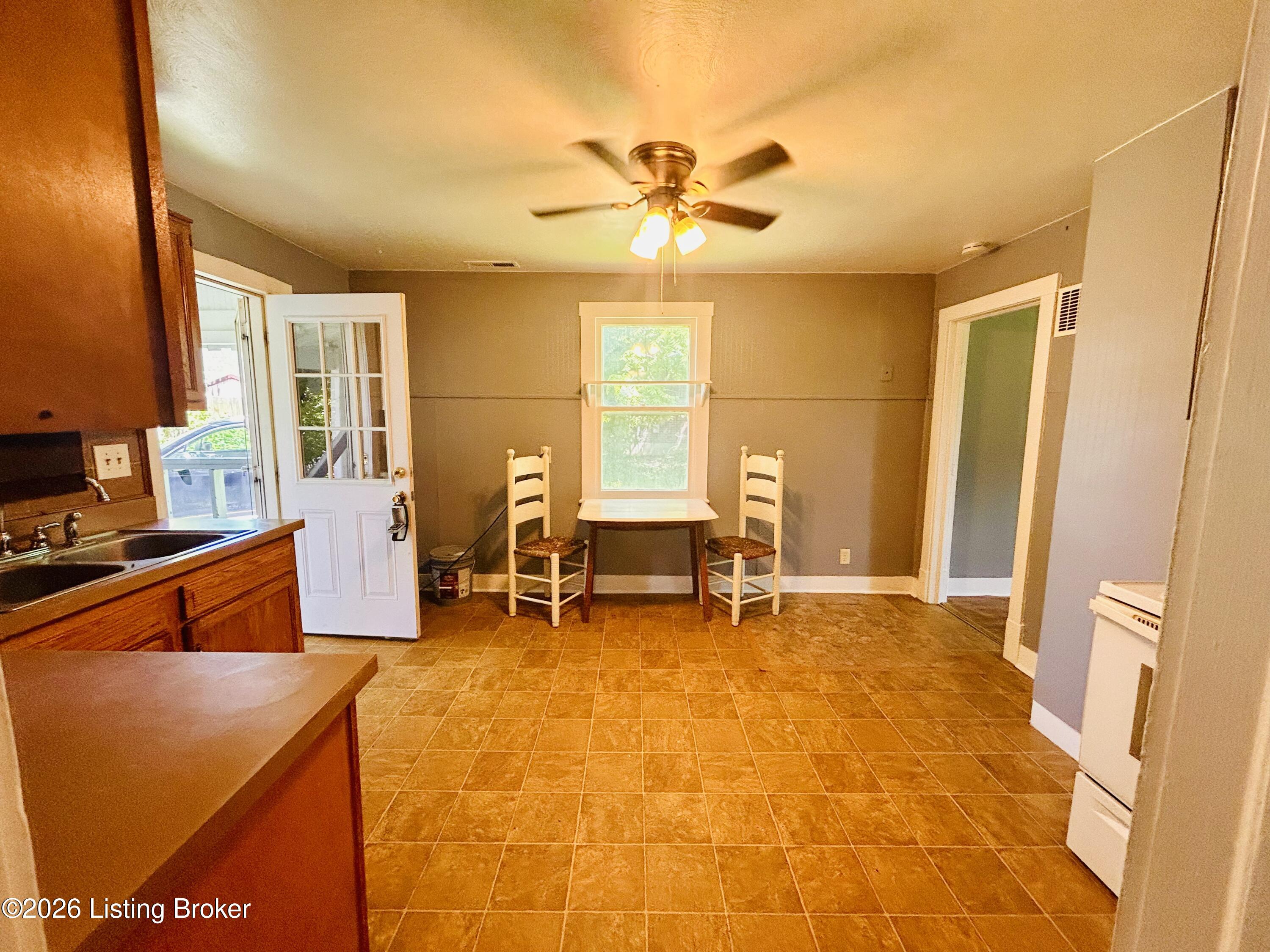 2315 Upper Hunters Trace Property Photo 7
