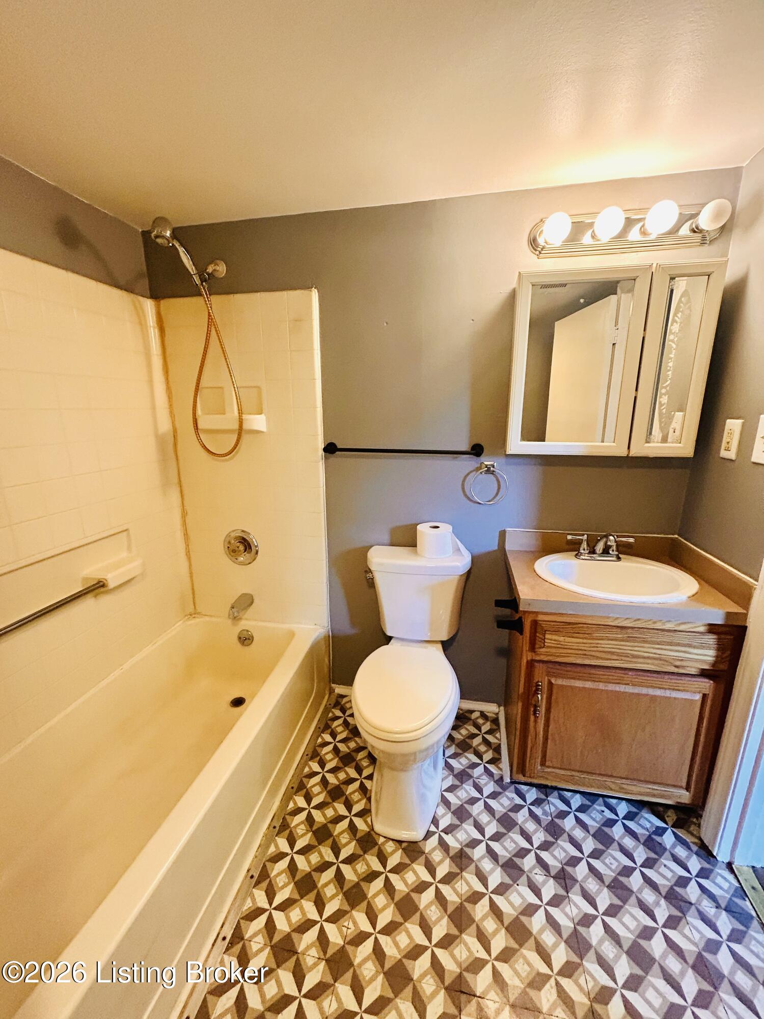 2315 Upper Hunters Trace Property Photo 14