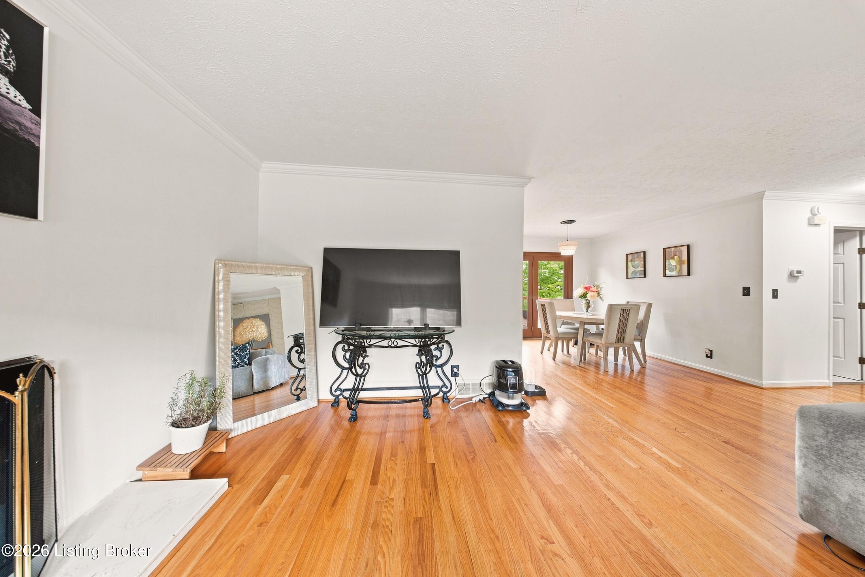 6913 Norlynn Dr Property Photo 9