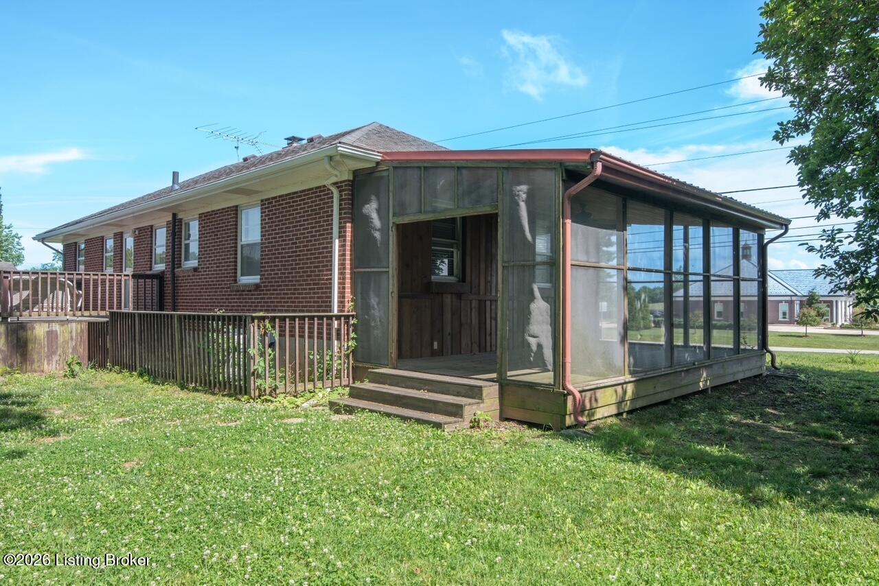 4765 Flaherty Rd Property Photo 5