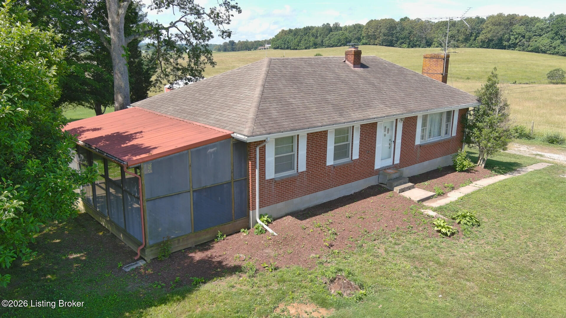 4765 Flaherty Rd Property Photo 10
