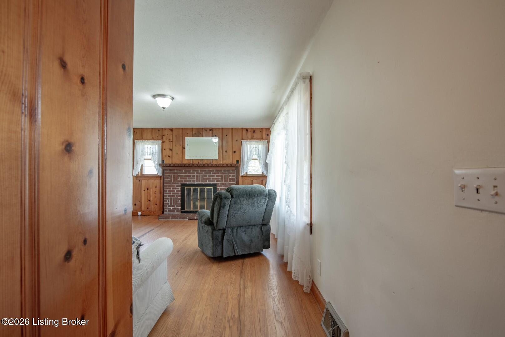 4765 Flaherty Rd Property Photo 16