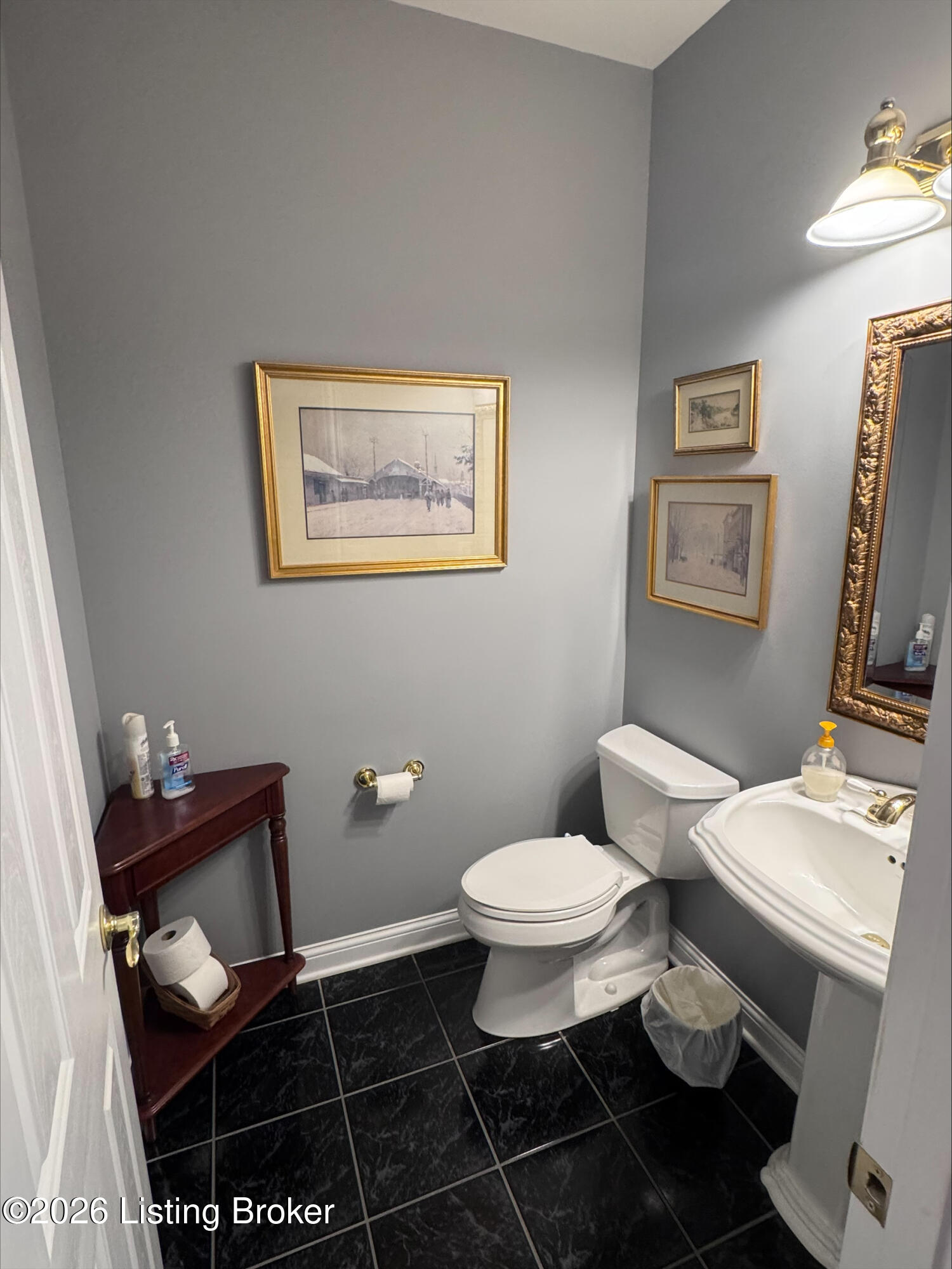 1450 Bridgeport Rd Property Photo 22