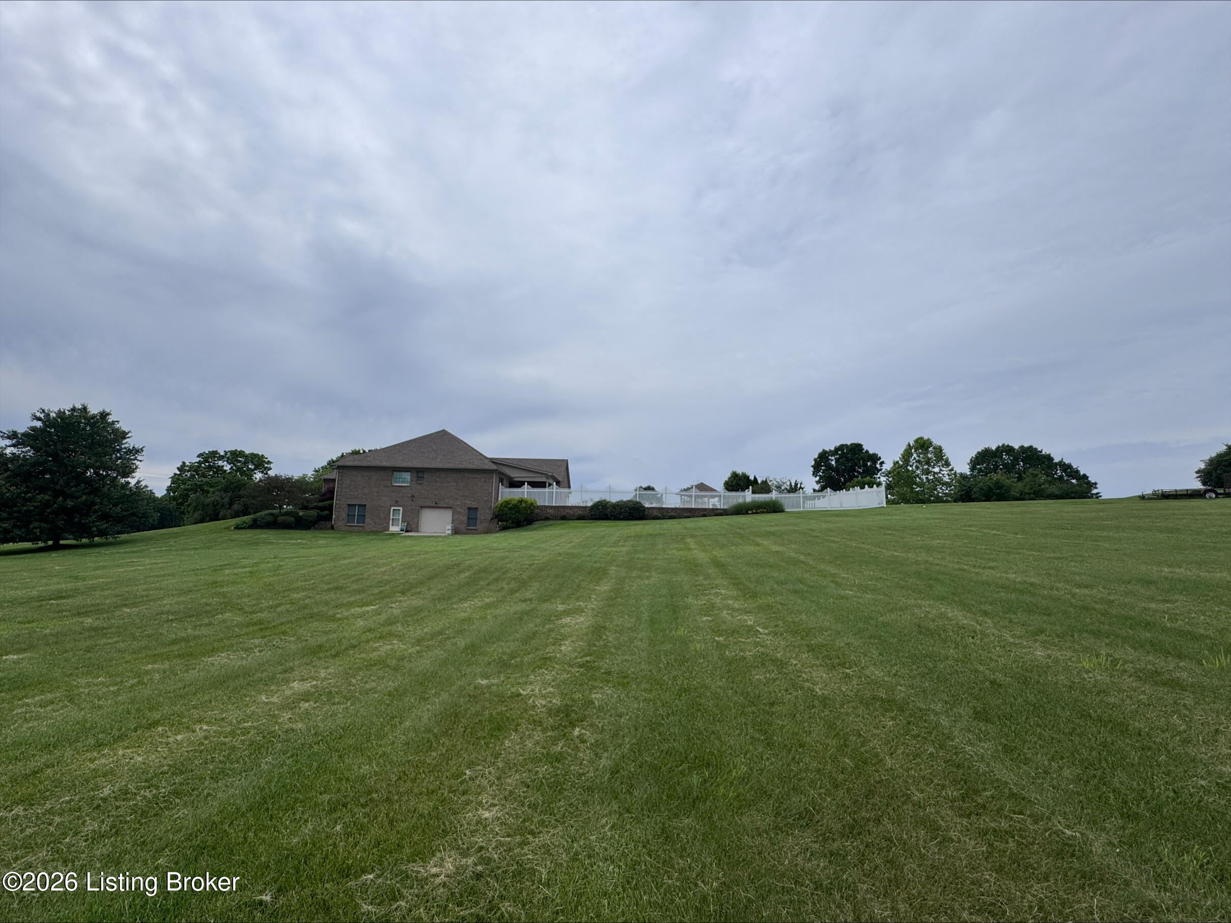 1450 Bridgeport Rd Property Photo 43