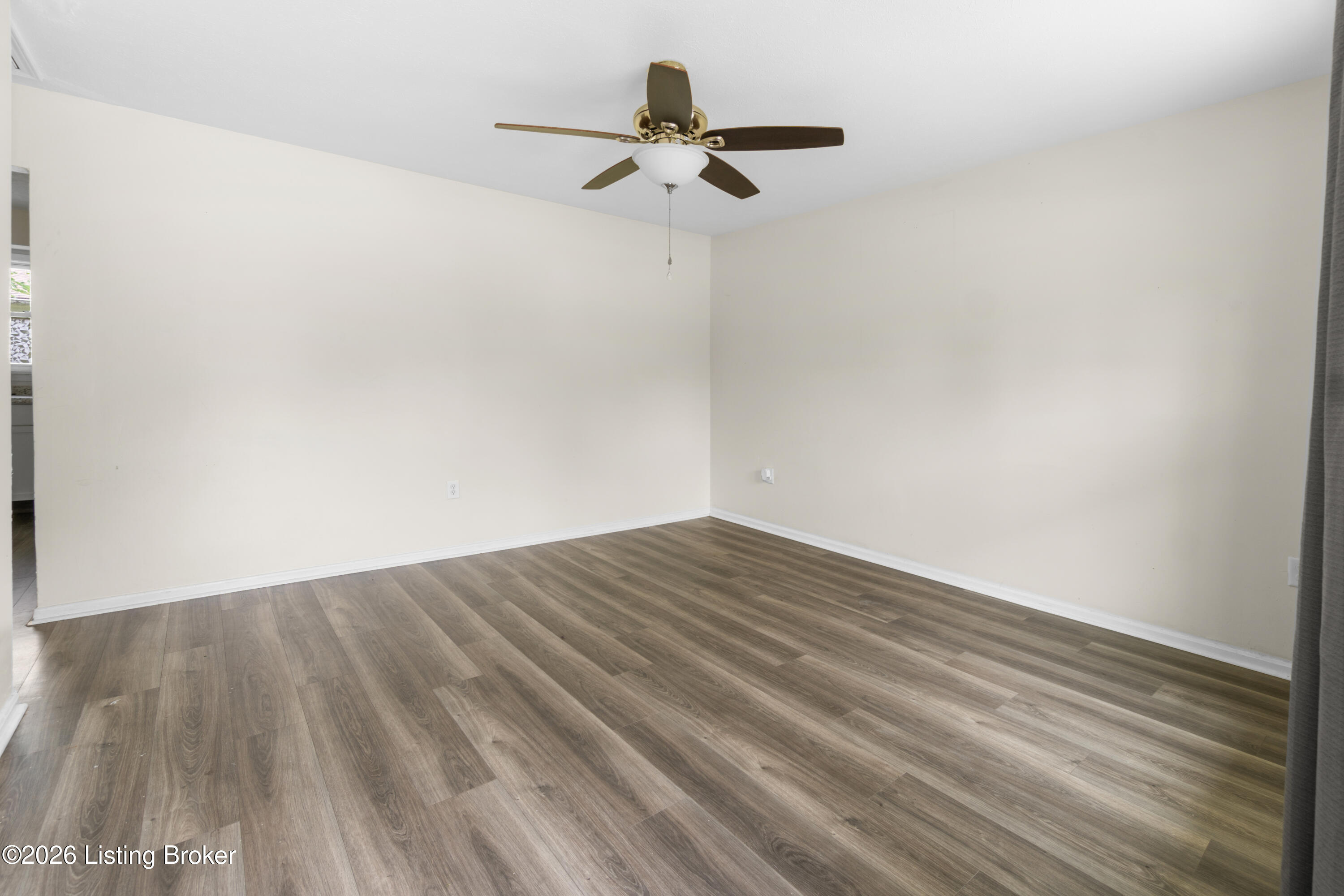 1501 Sadie Ln Property Photo 2