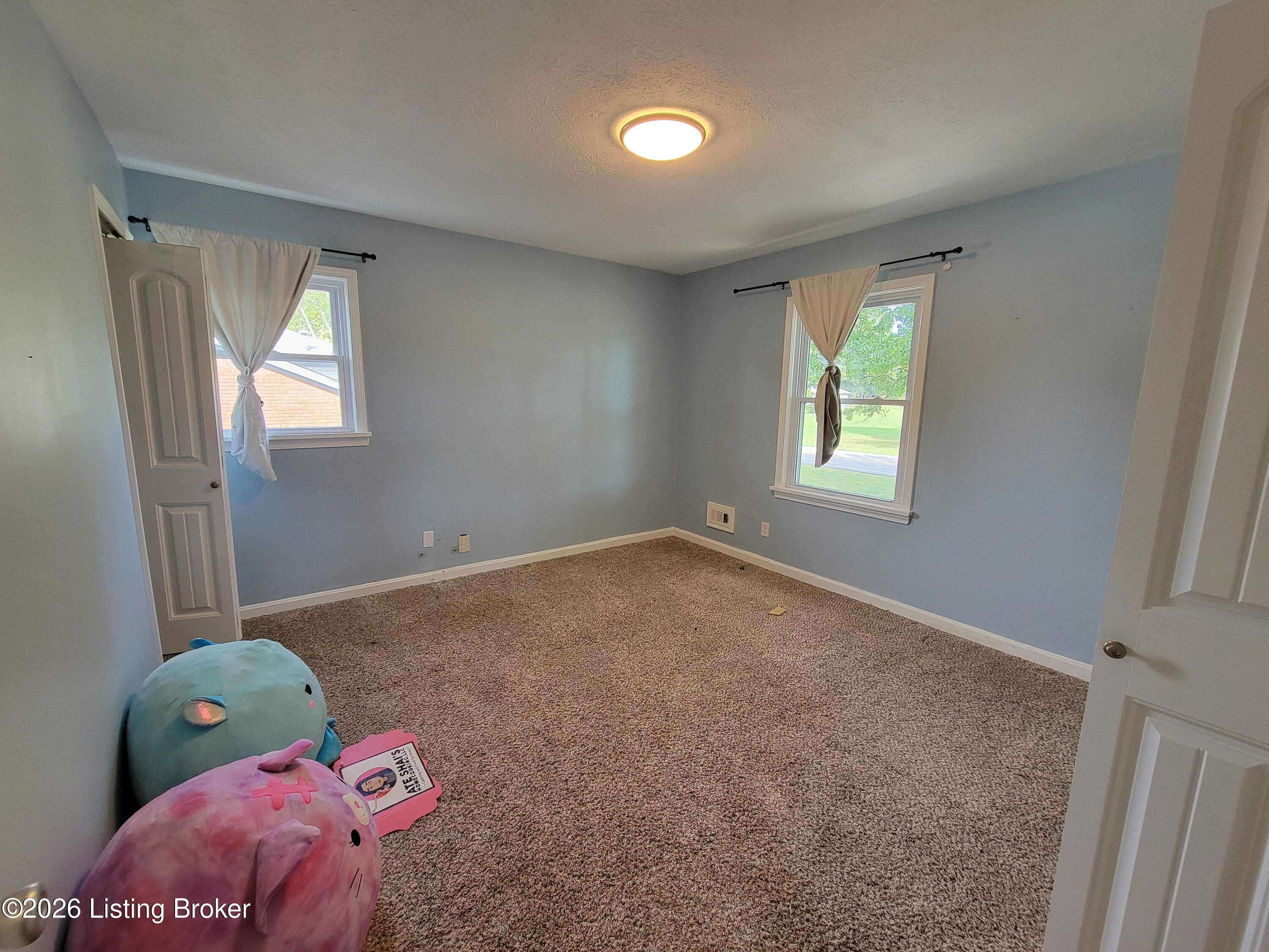 7008 S Watterson Trail Property Photo 19